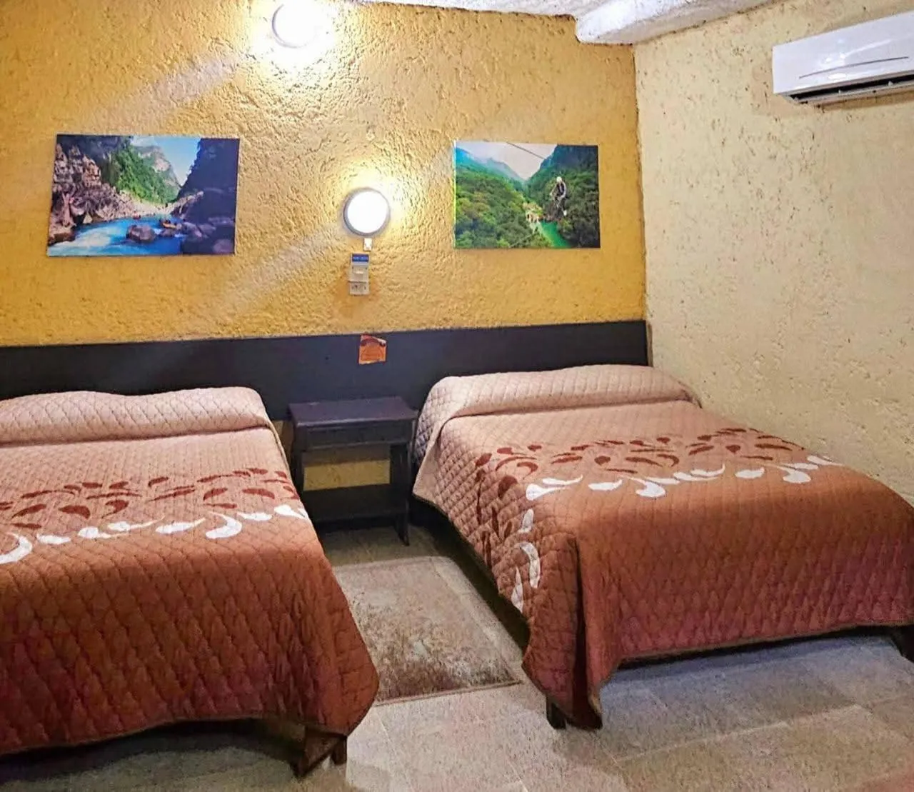 Bed in Hotel Riviera