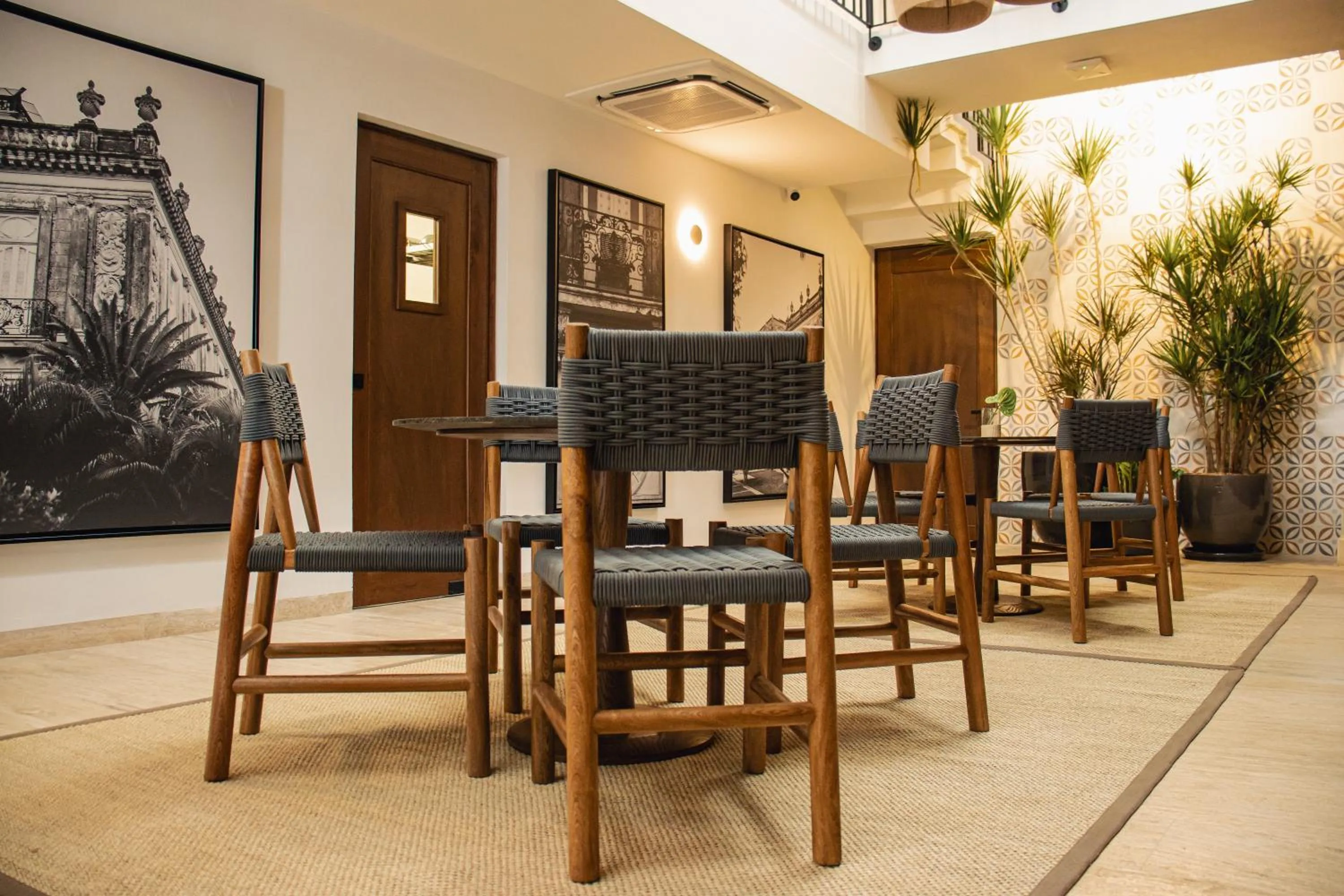 Dining area in Casa Continental Hotel Boutique & Suites - Adults Only