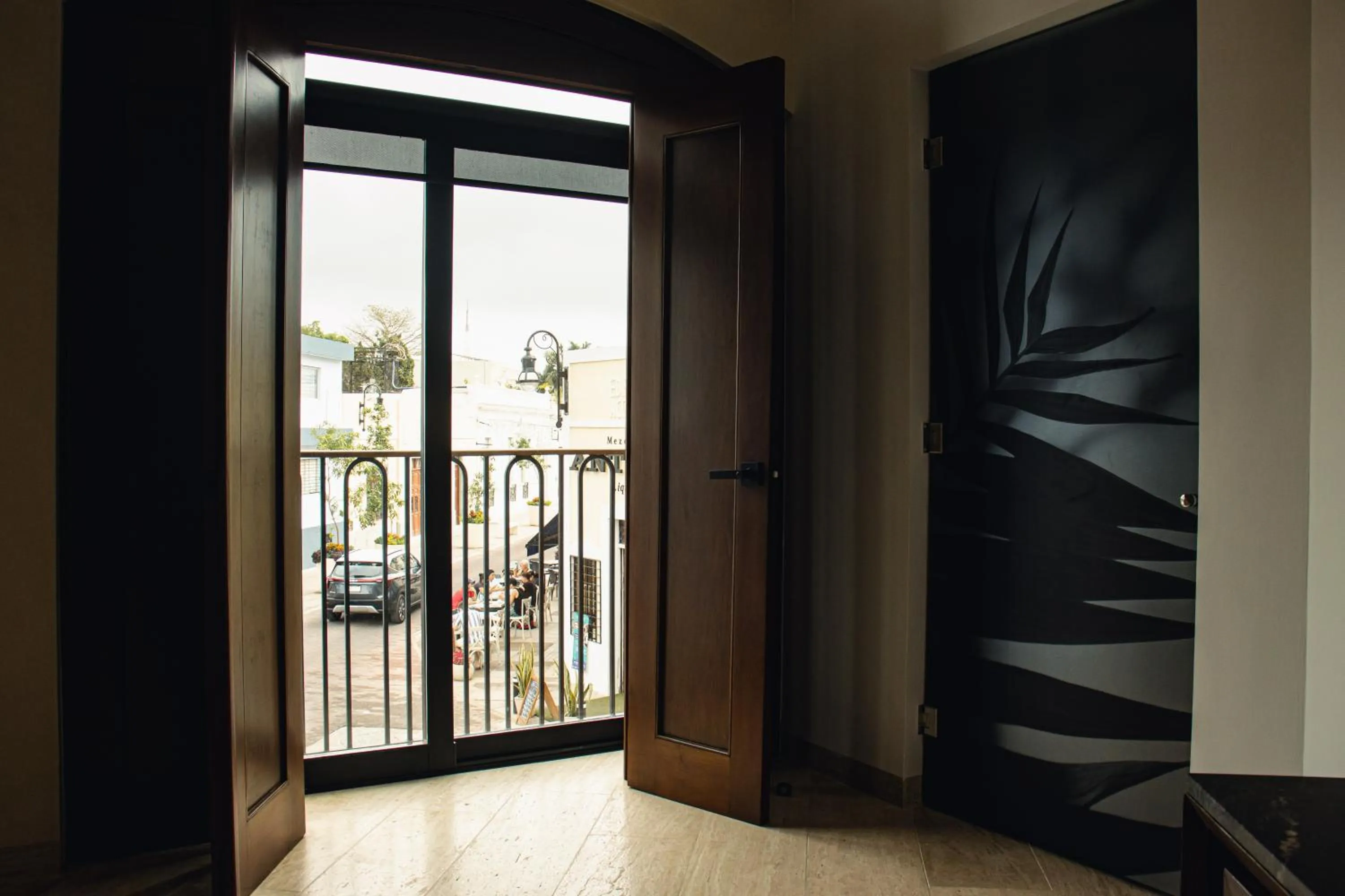 Quiet street view in Casa Continental Hotel Boutique & Suites - Adults Only