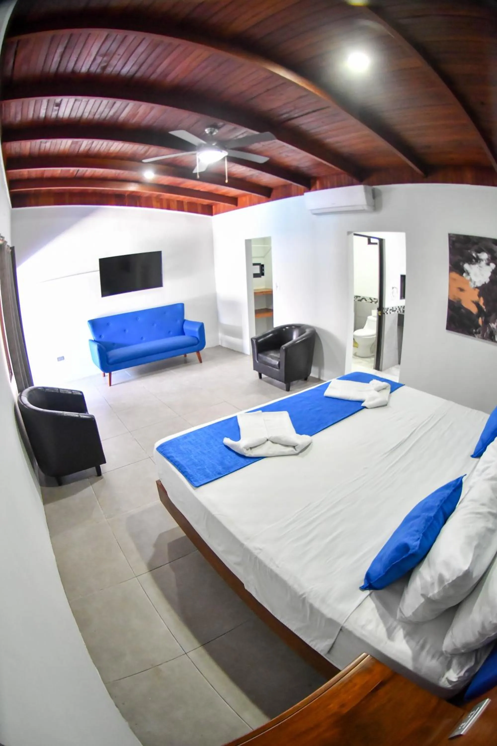 Republik Hotel & Steak House