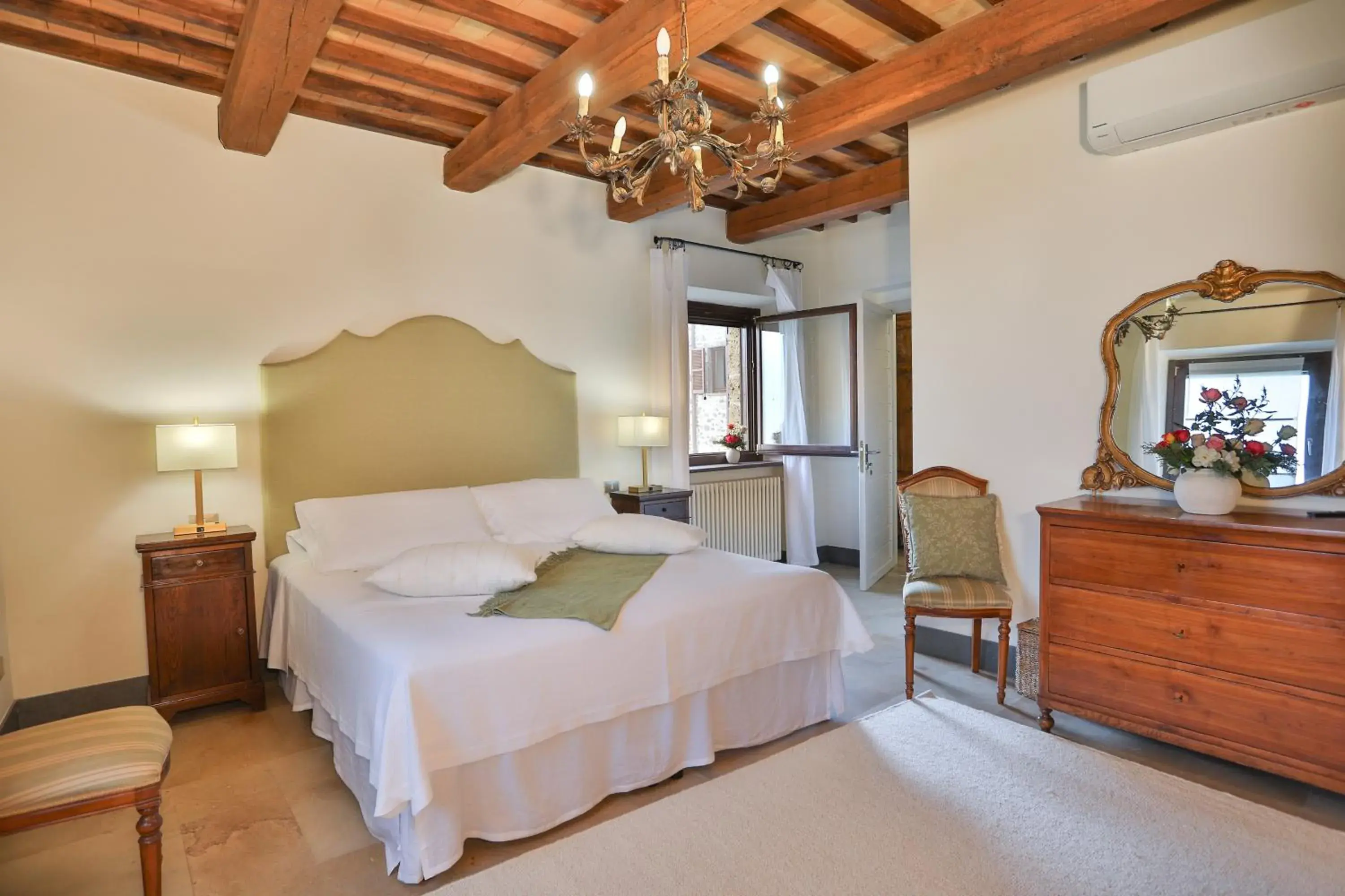 Superior Double Room in Pietra Campana Italian Villa Orvieto Superior Double Room in Pietra Campana Italian Villa Orvieto