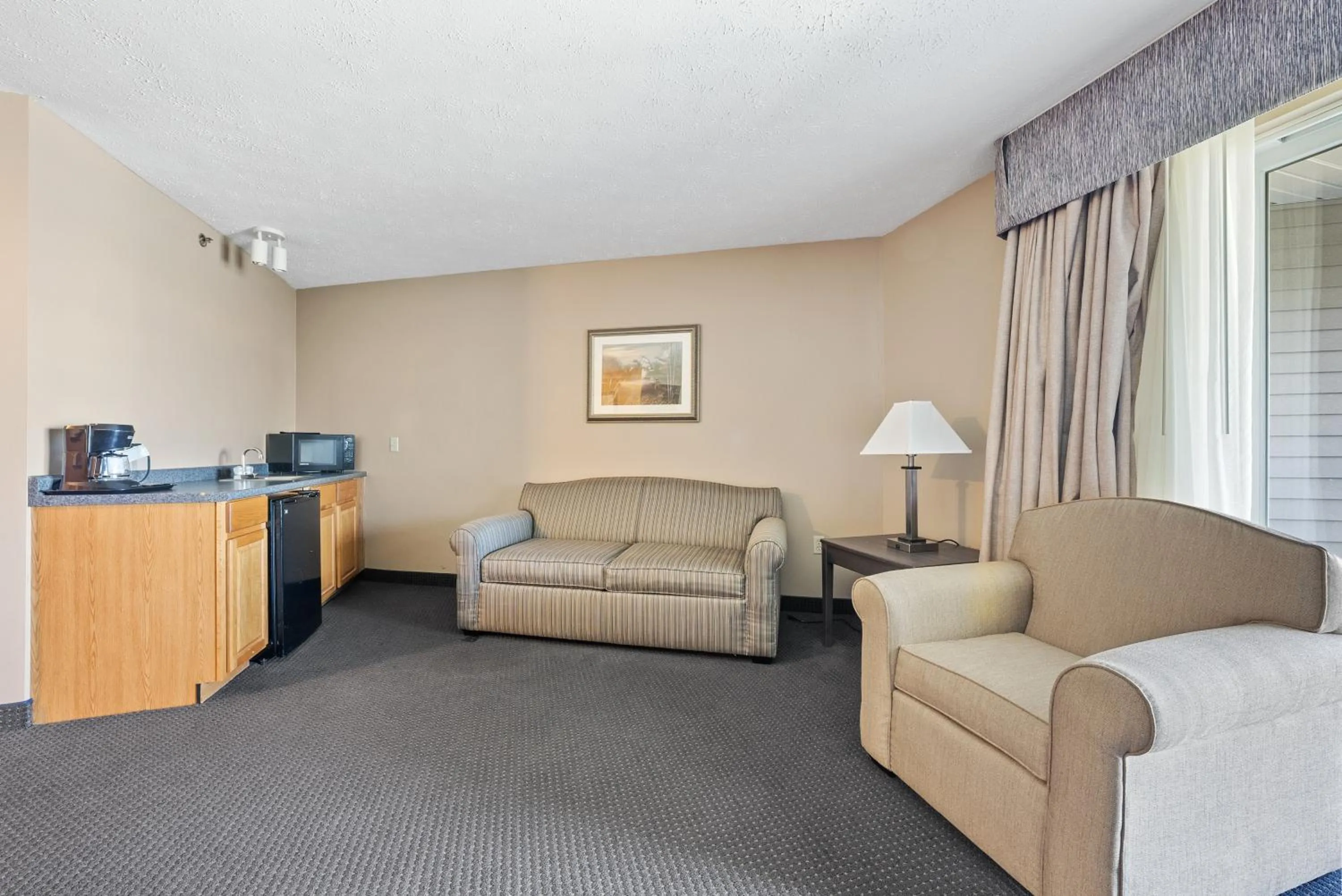 Property building in Bayshore Resort At Put-In-Bay