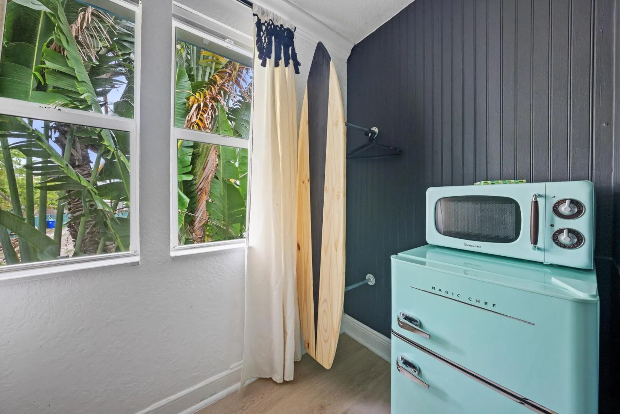 Las Olas Guest House