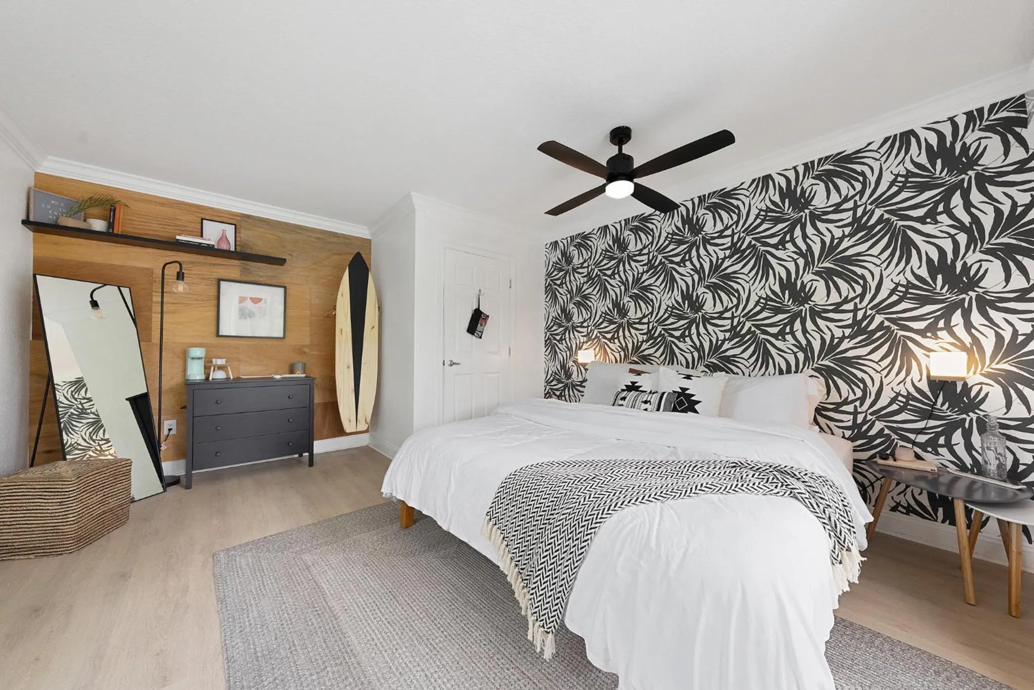 Property building in Las Olas Guest House