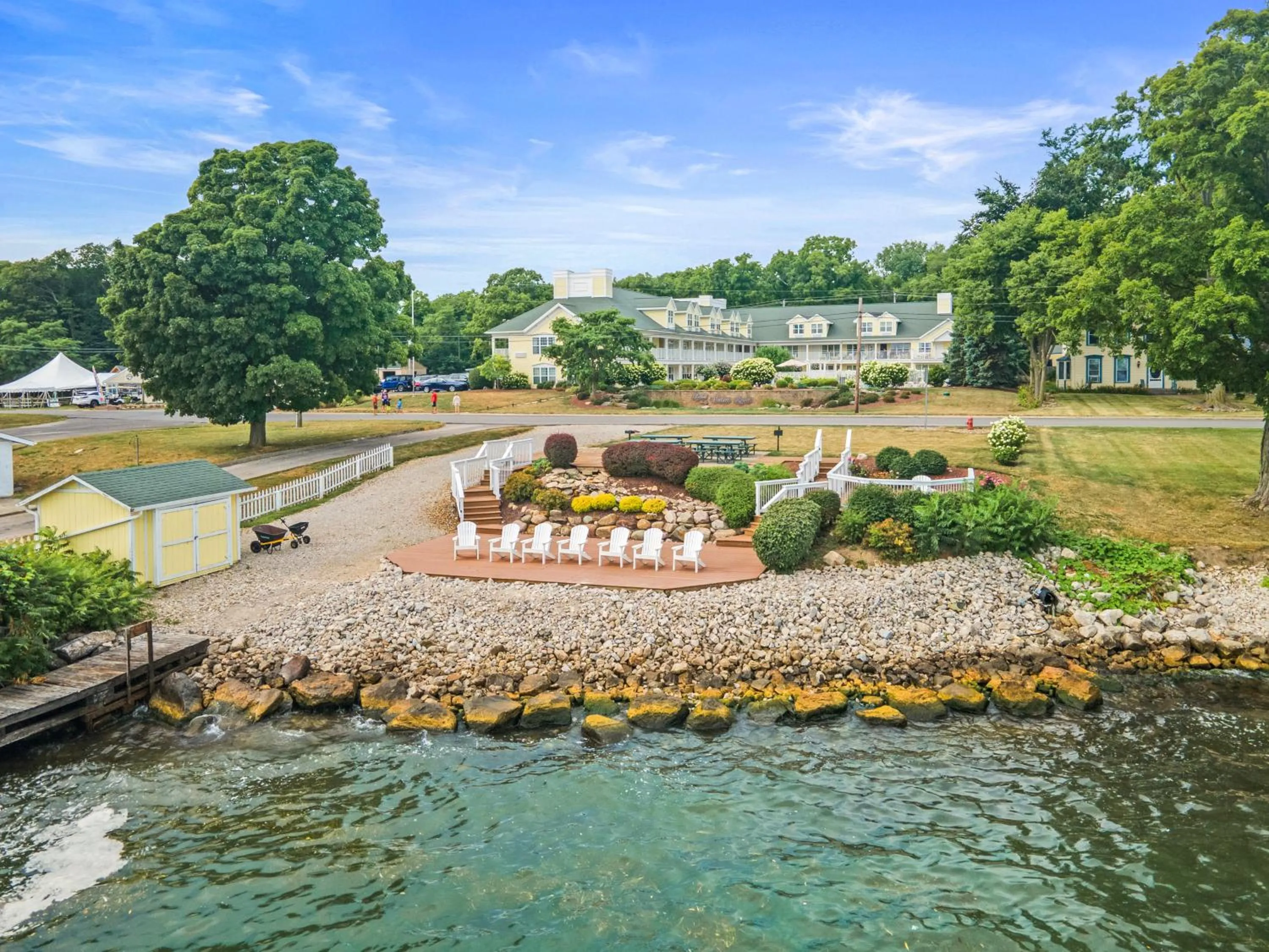 Property building in Kelleys Island Venture Resort