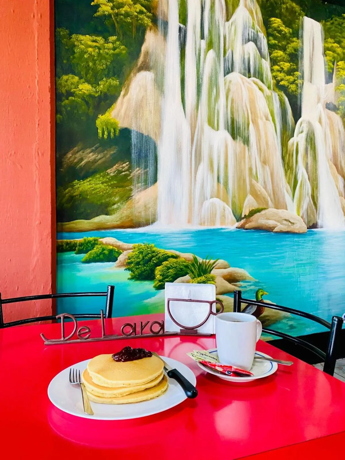 Restaurant/places to eat in Hotel Del Valle