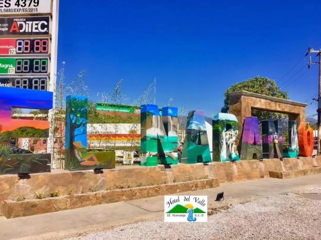 Day in Hotel Del Valle