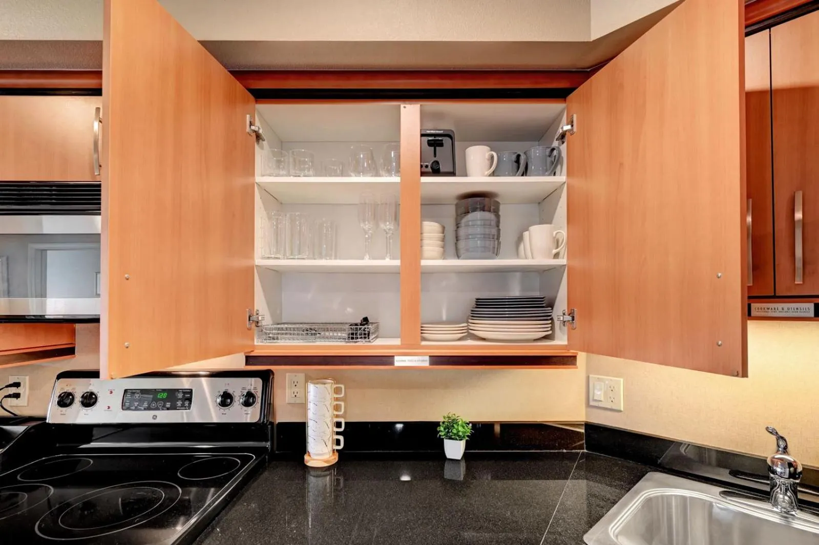Kitchen or kitchenette in Royal Oasis Suite at Platinum Hotel-Strip Views