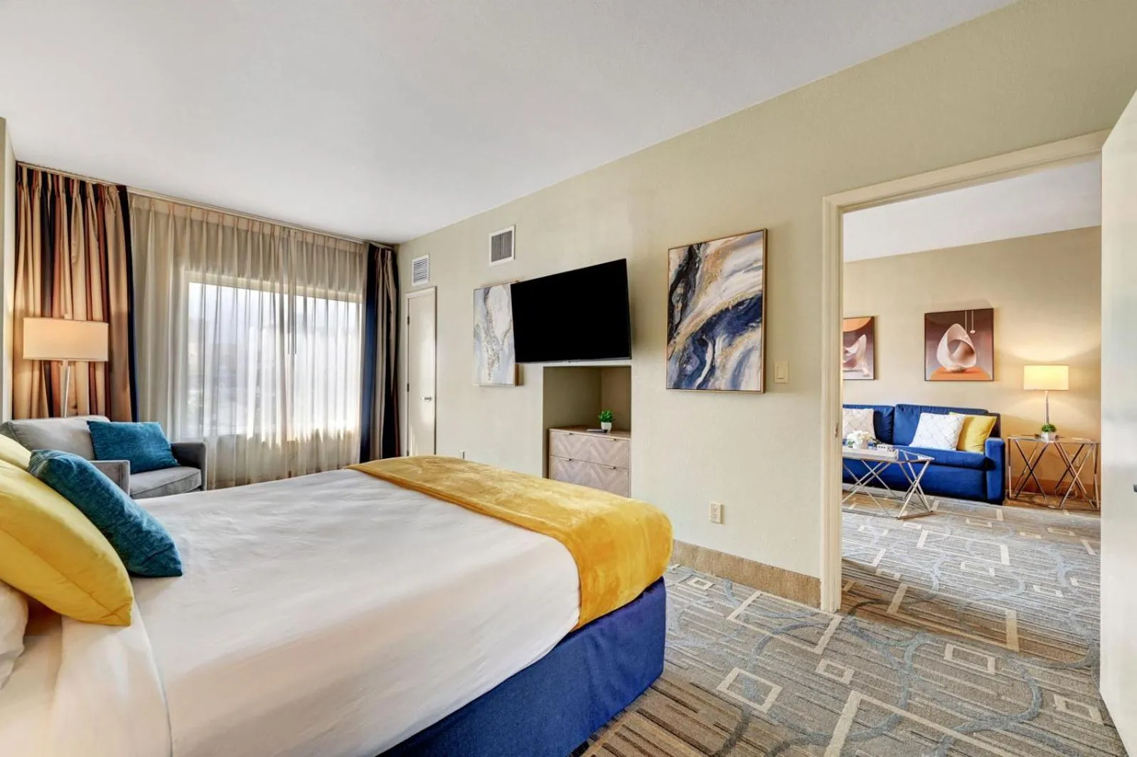 Bedroom, Bed in Royal Oasis Suite at Platinum Hotel-Strip Views