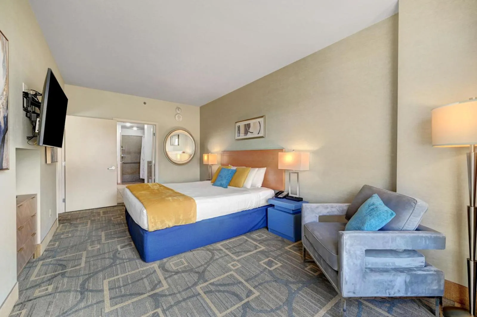 Bedroom, Bed in Royal Oasis Suite at Platinum Hotel-Strip Views