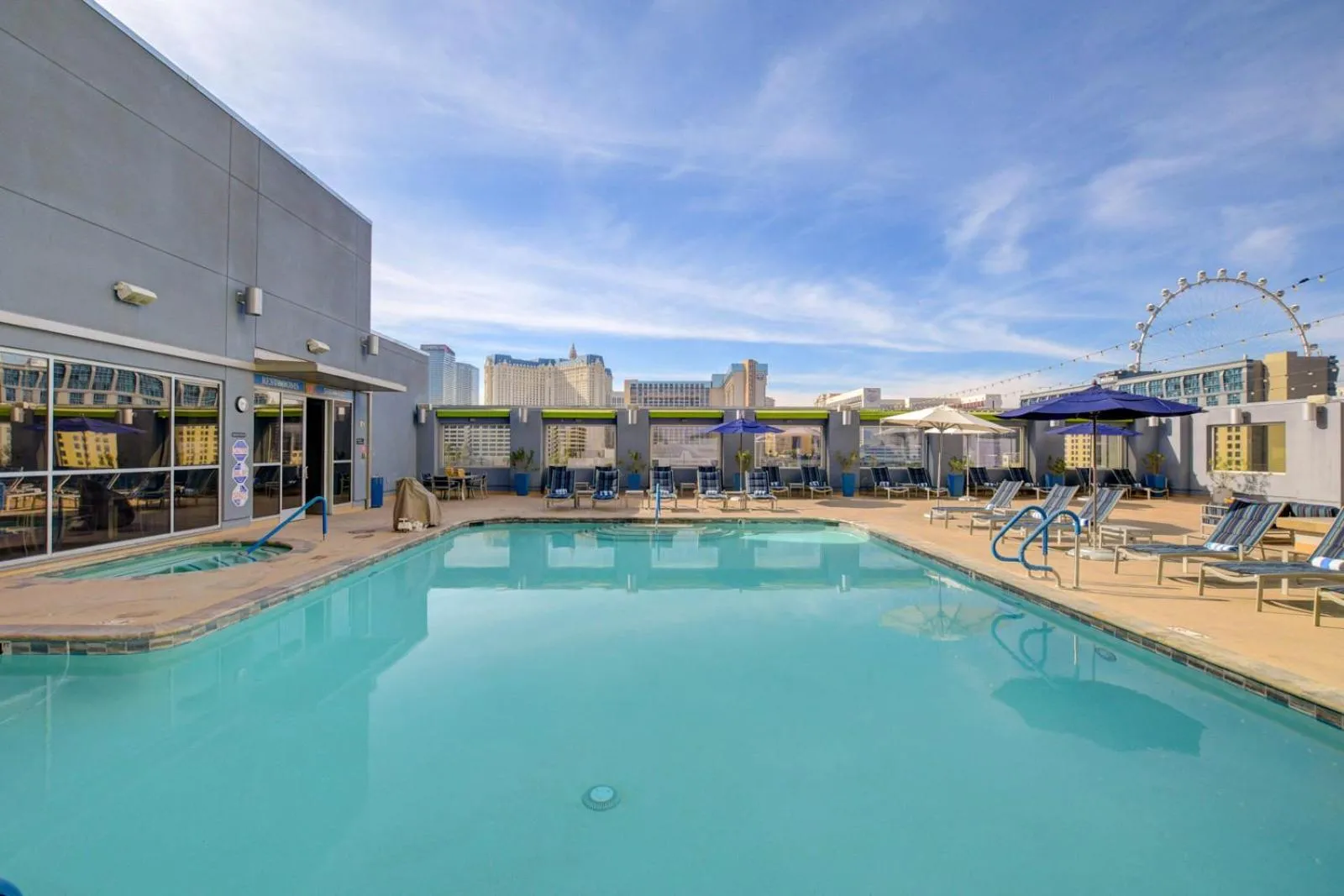 Pool view in Royal Oasis Suite at Platinum Hotel-Strip Views