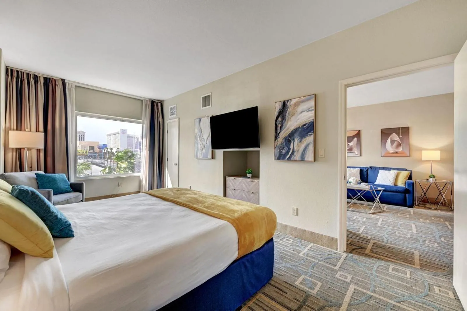 Bedroom, Bed in Royal Oasis Suite at Platinum Hotel-Strip Views