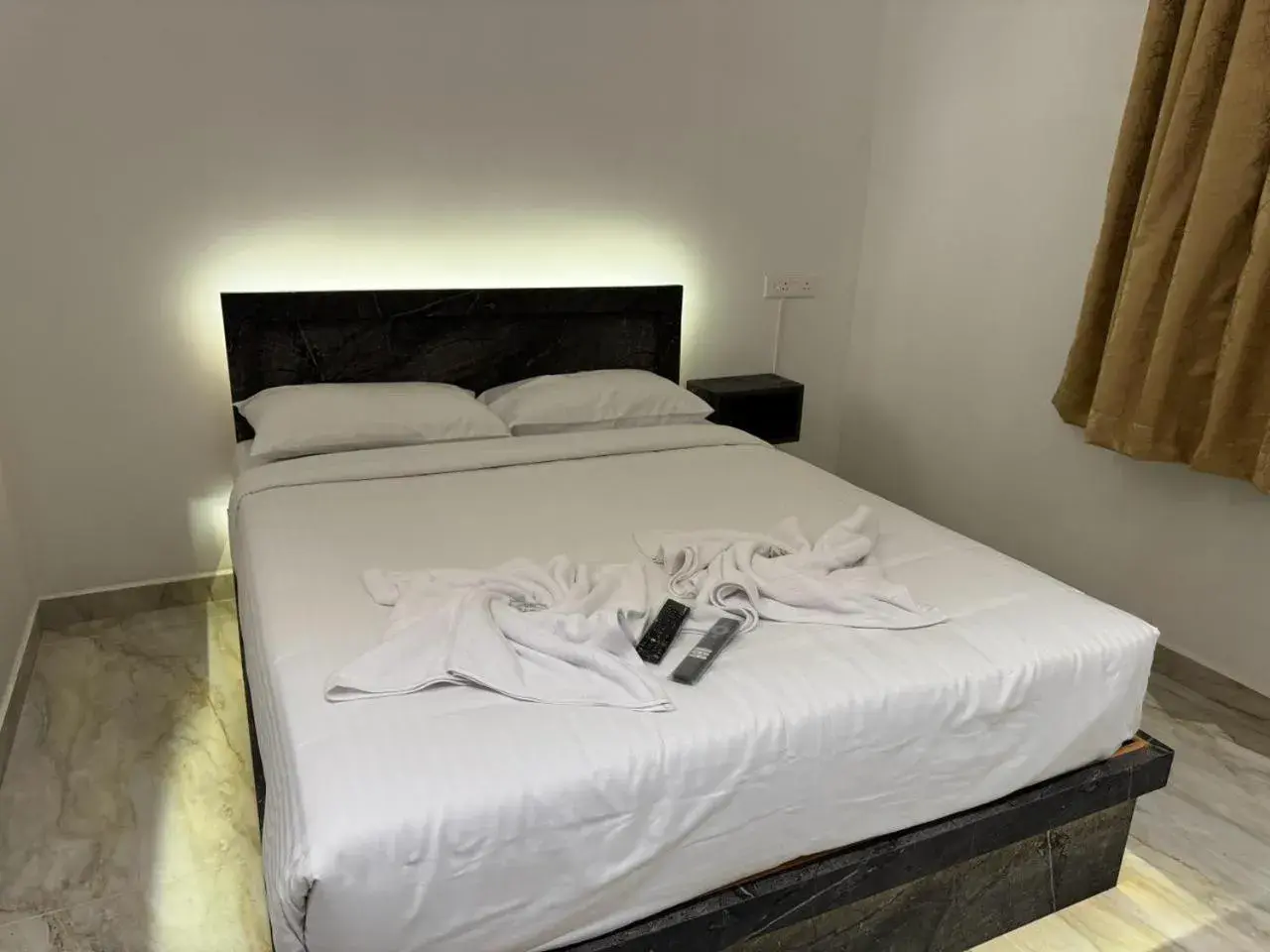 Two-Bedroom Studio Apartment in La Tamara Suite - TIE Two-Bedroom Studio Apartment in La Tamara Suite - TIE