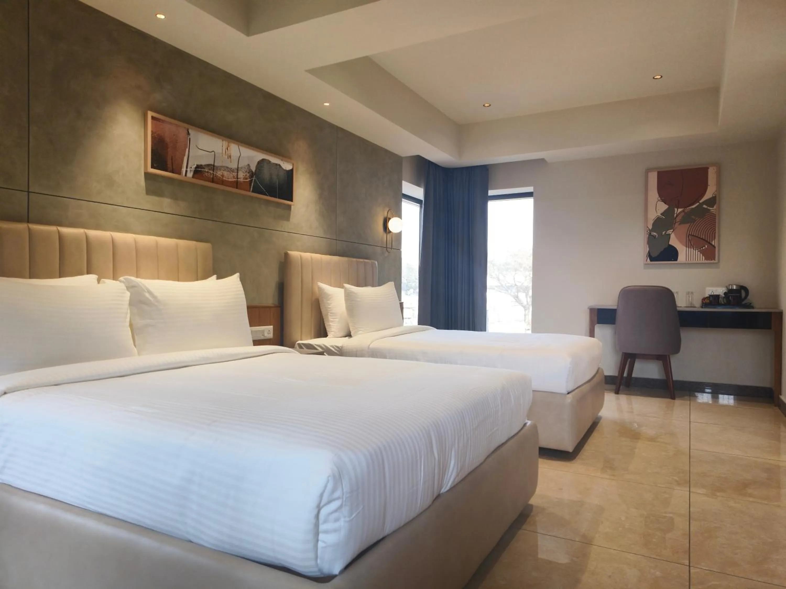 Bedroom, Bed in Hotel Le Opera