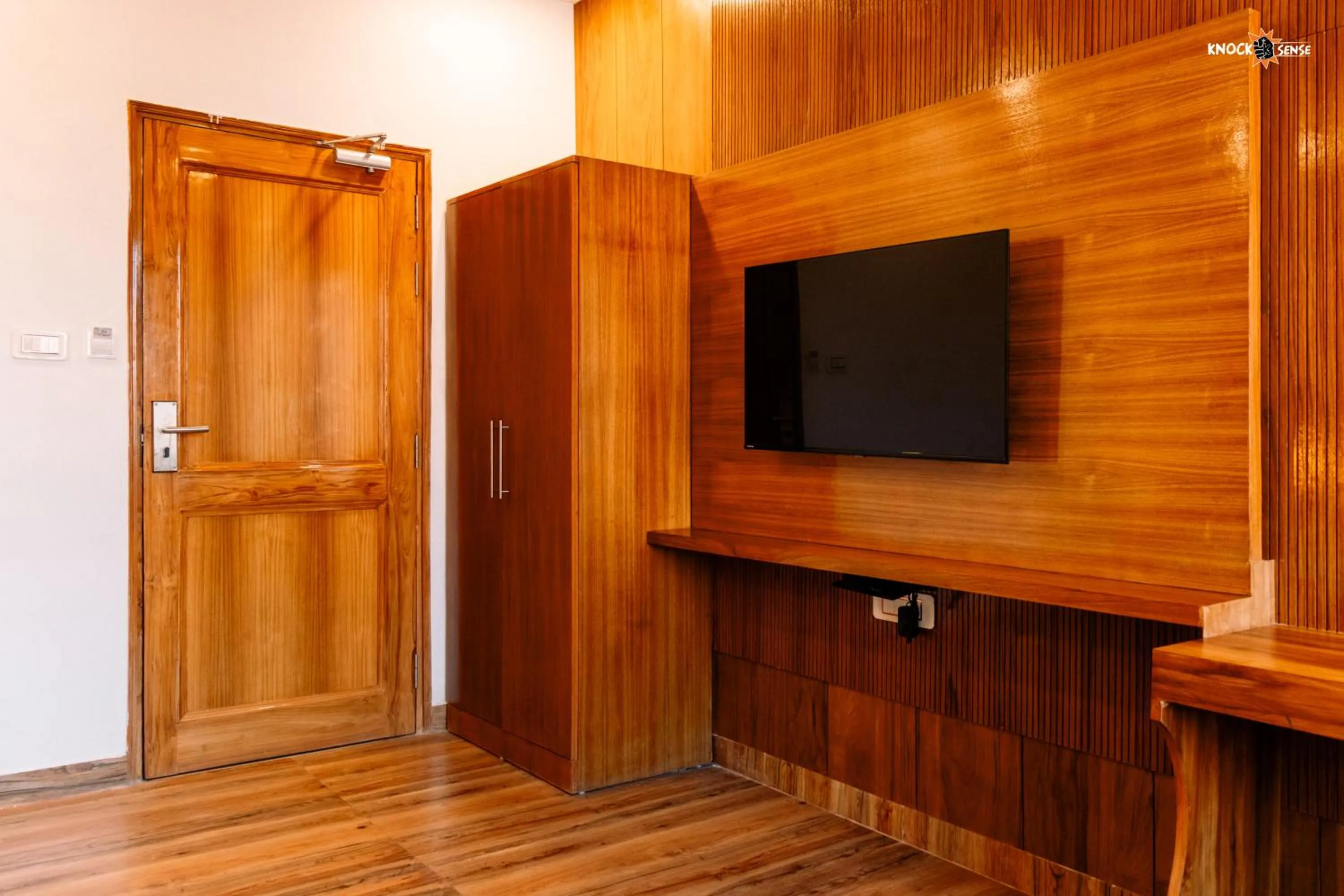 TV and multimedia in The Ecstasy Hotel