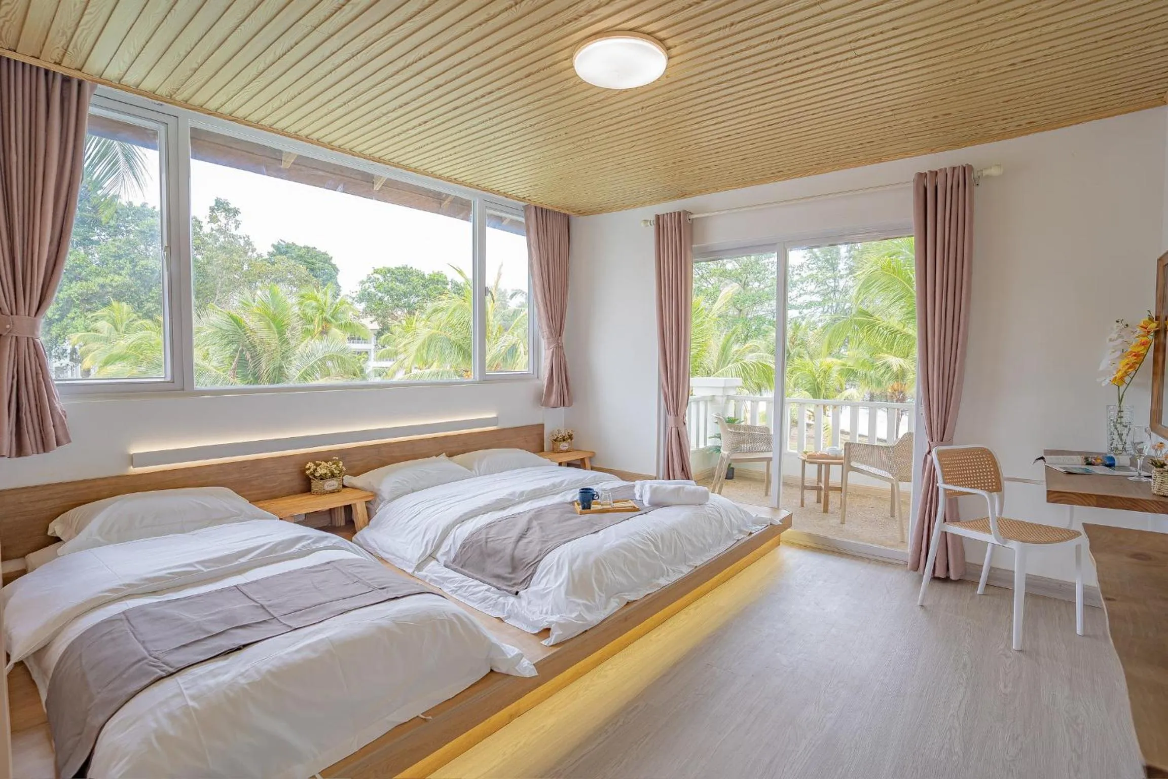 Bedroom, Bed in BIDONG VIEW RESORT