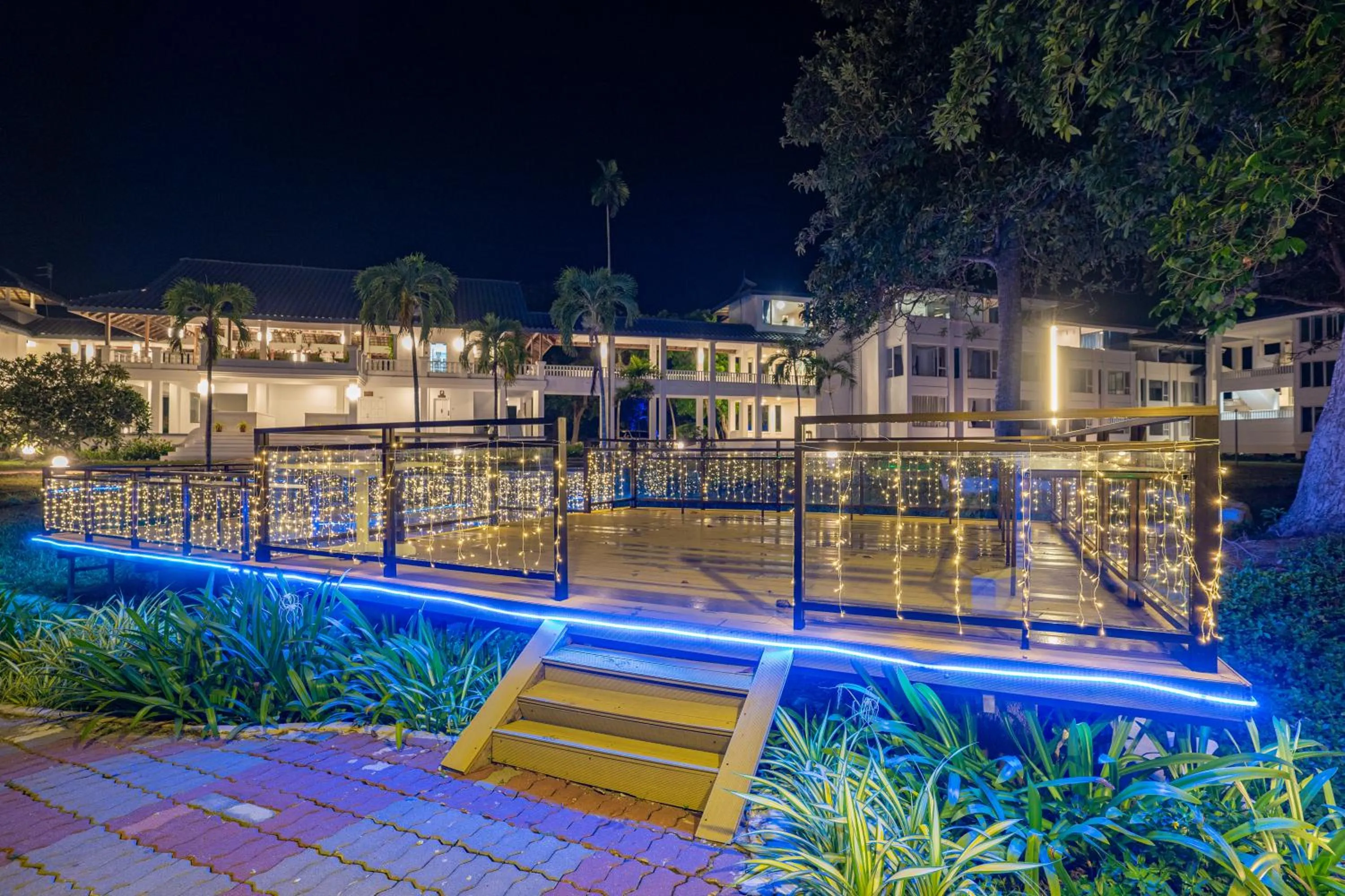 Dining area in BIDONG VIEW RESORT