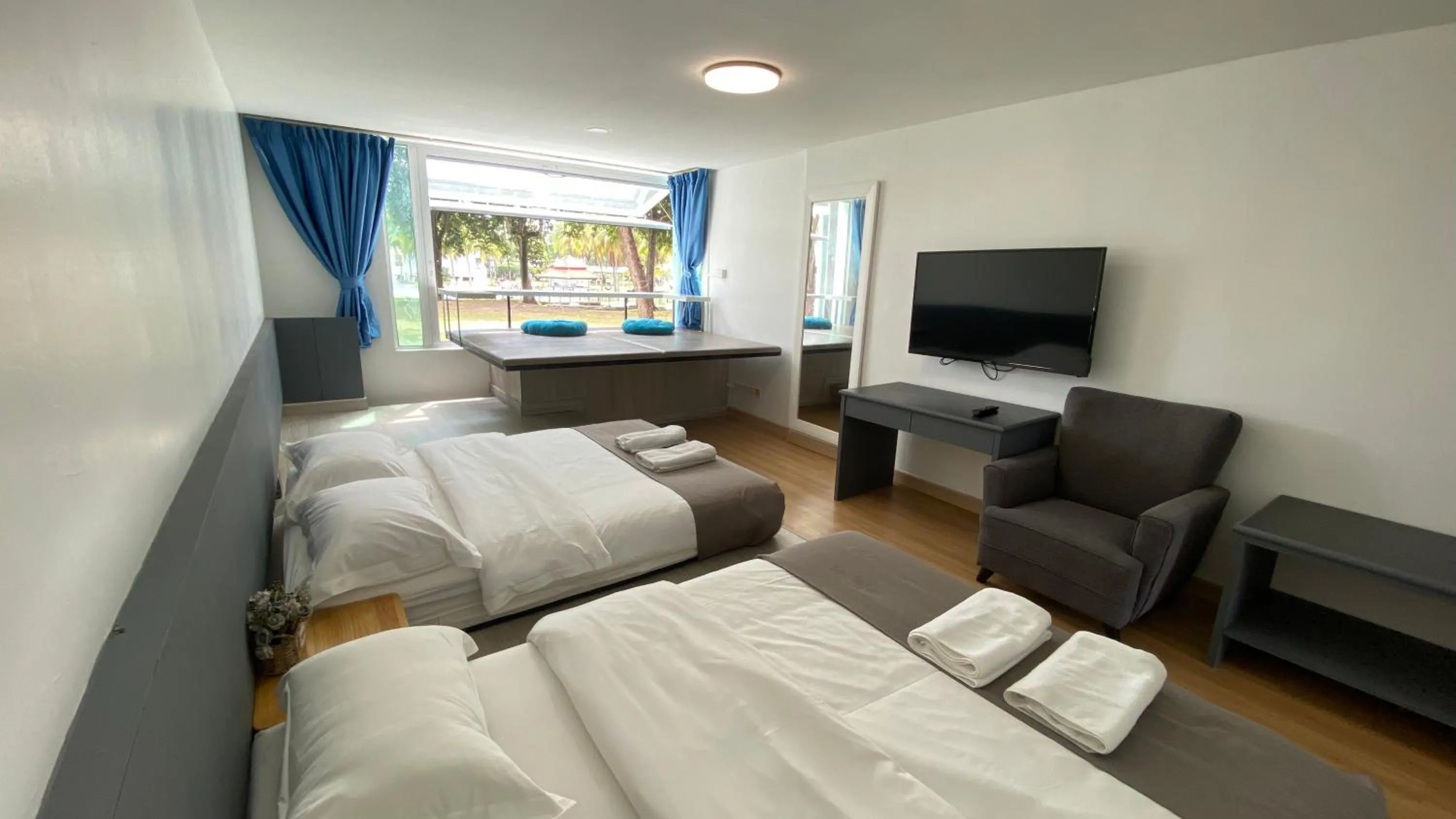 Bed in BIDONG VIEW RESORT