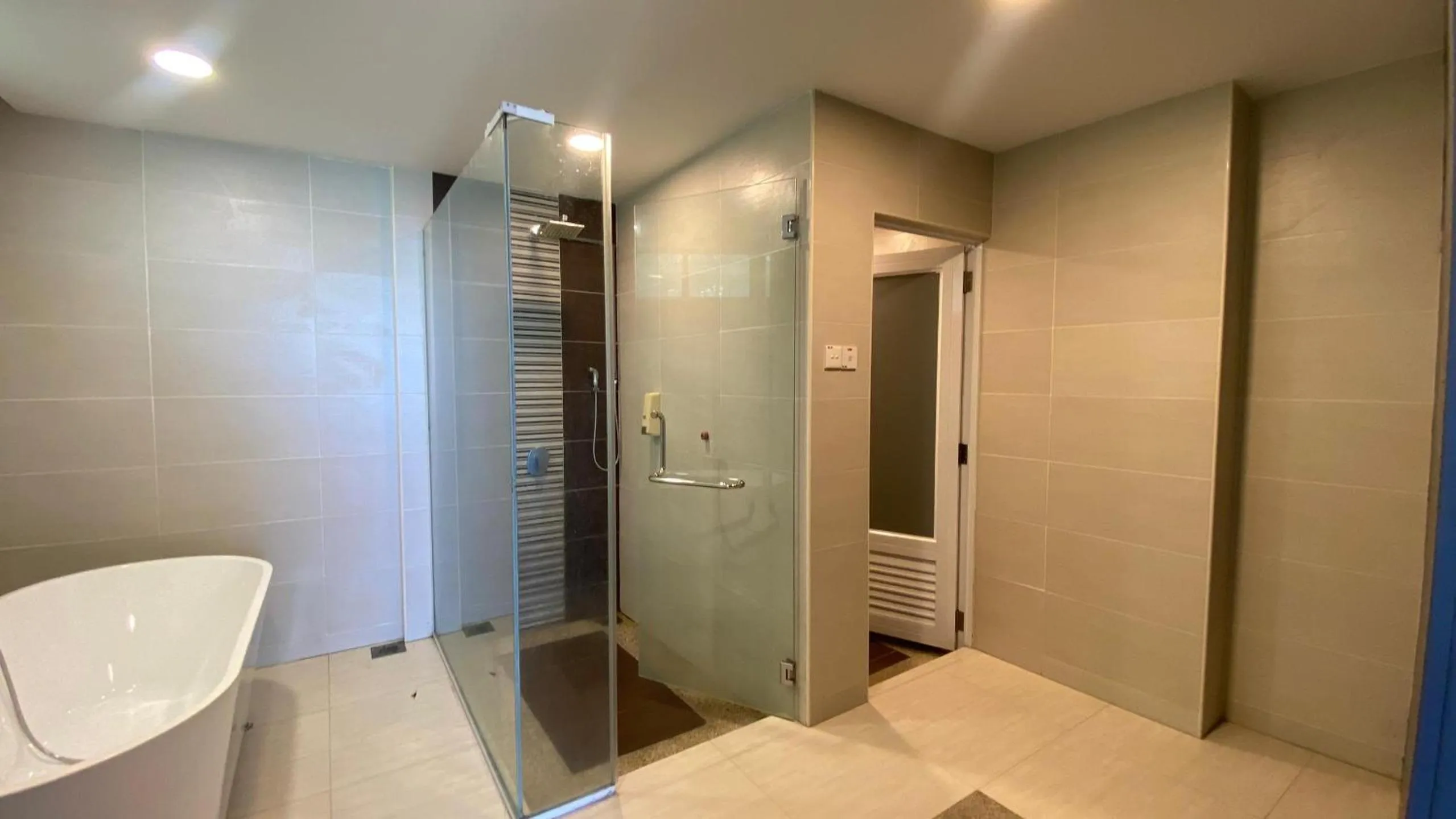 Bathroom in BIDONG VIEW RESORT