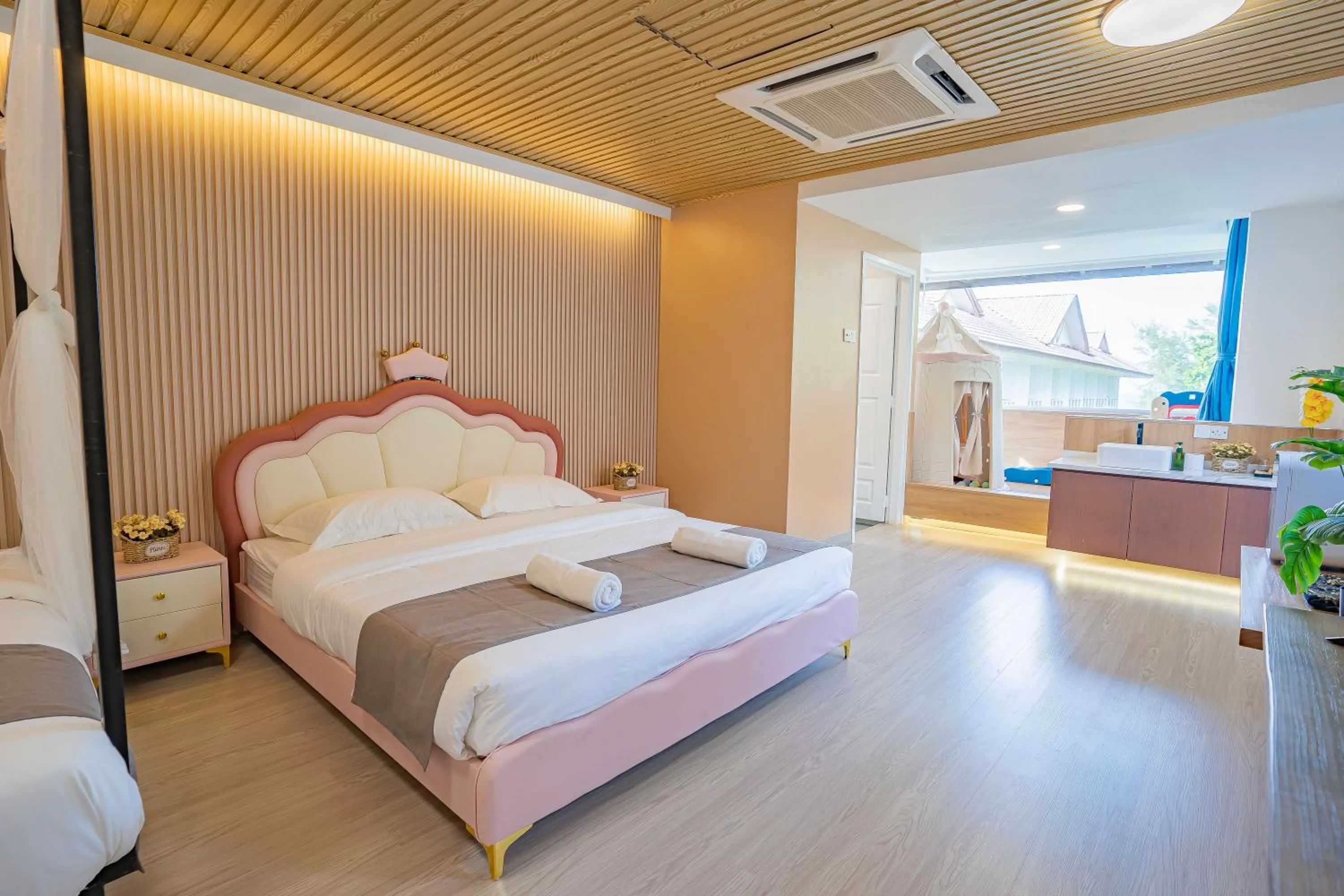 Bedroom, Bed in BIDONG VIEW RESORT