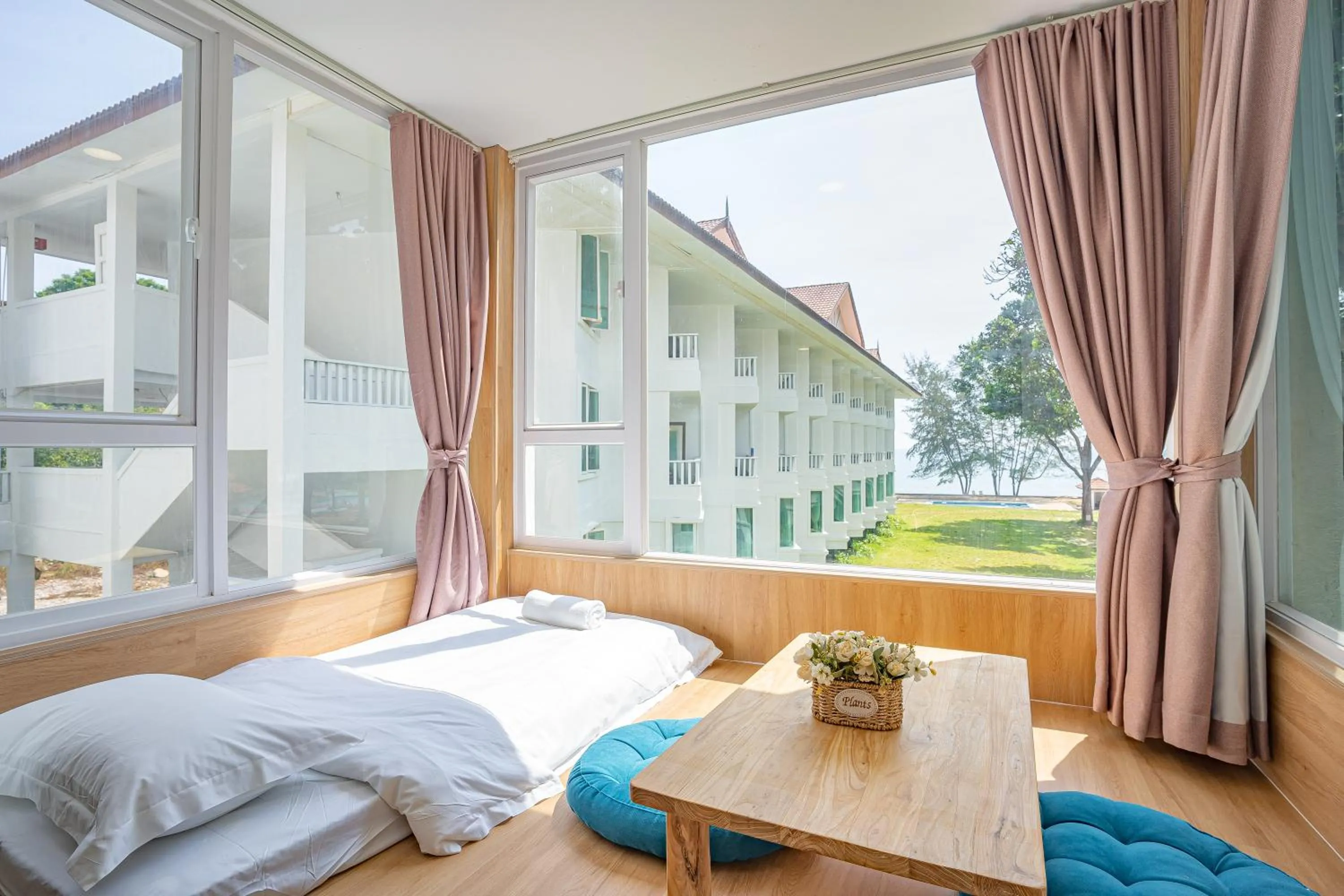 Bed in BIDONG VIEW RESORT