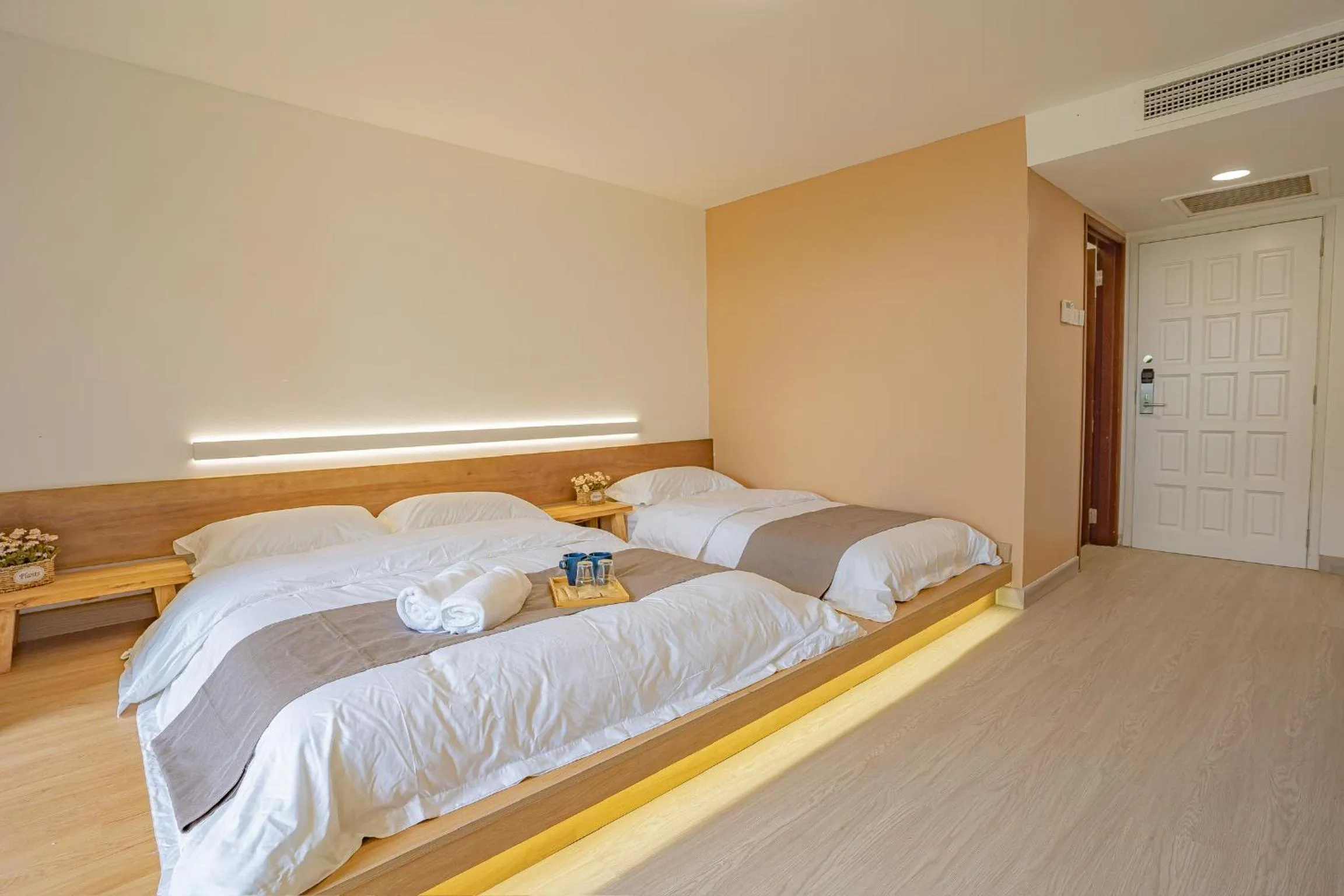 Bed in BIDONG VIEW RESORT