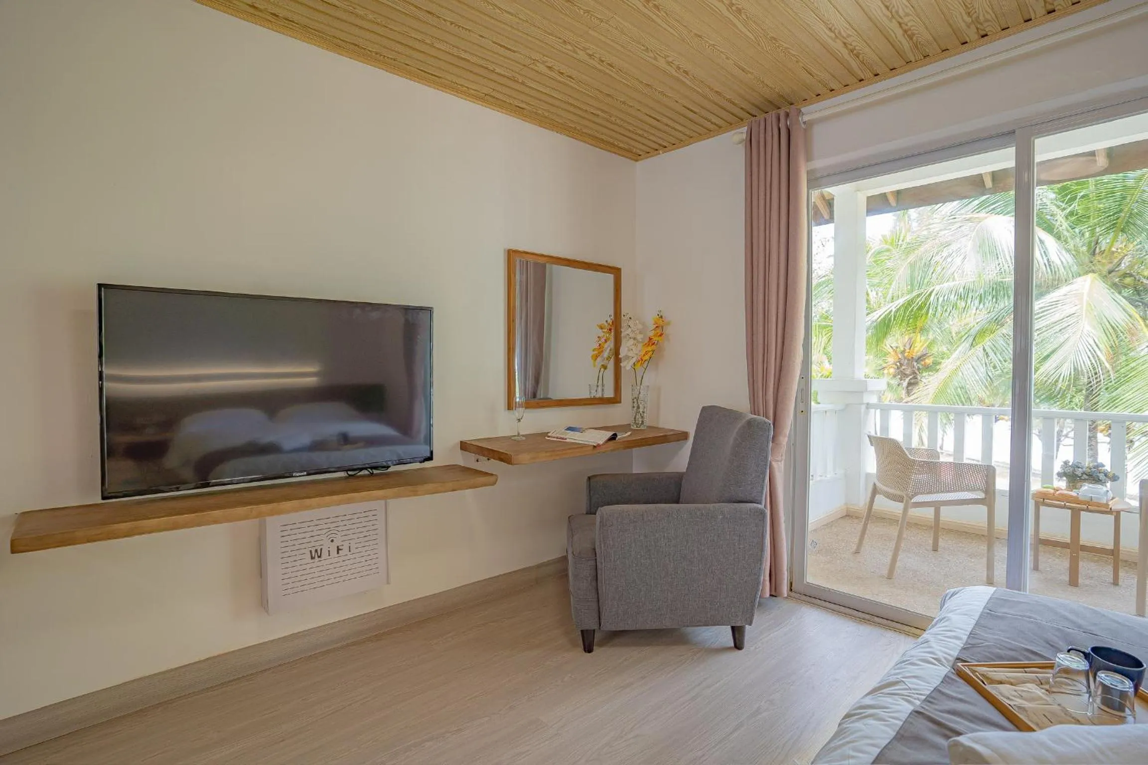 TV and multimedia in BIDONG VIEW RESORT