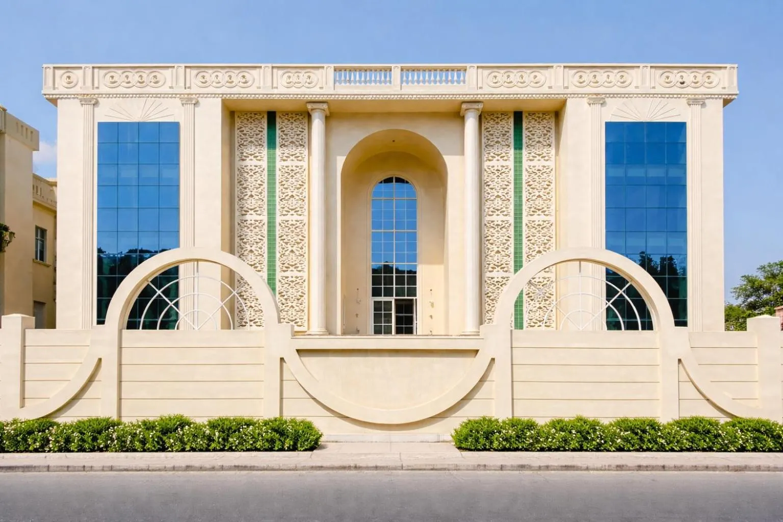 Property building in Hotel Holiday Grand