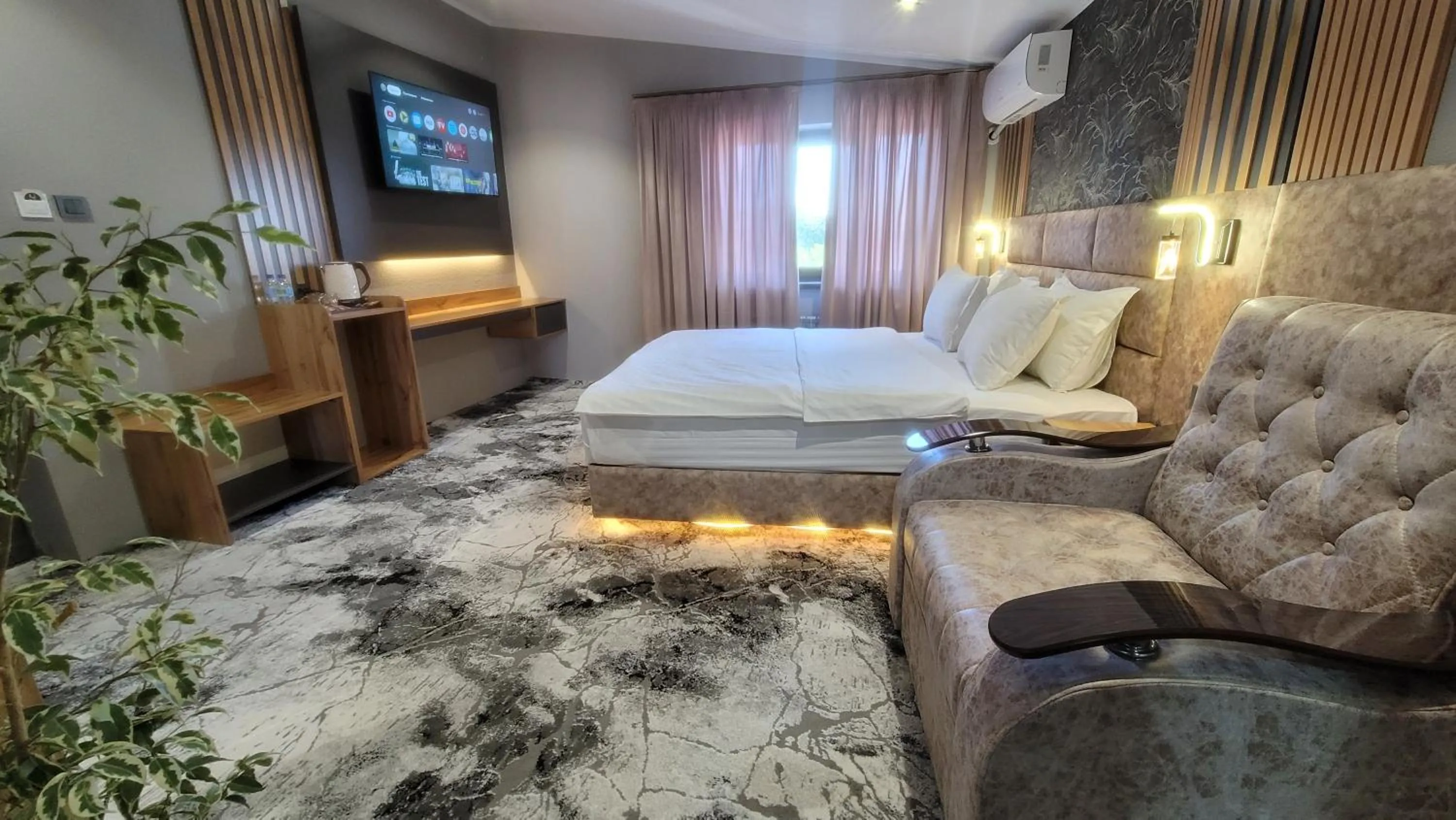 Bed in Homy House Hotel