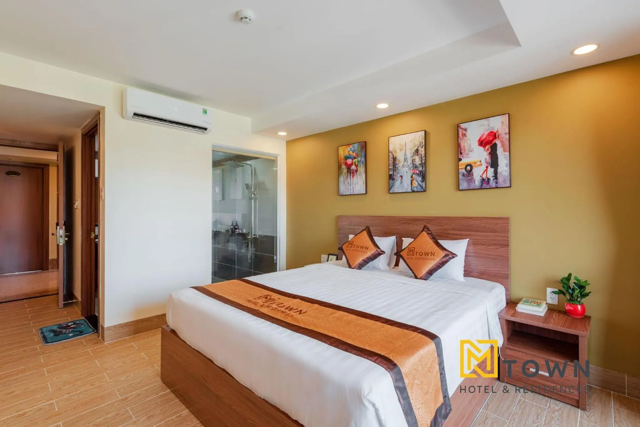 Bed in Luxy Park Hotel & Apartments - MTown