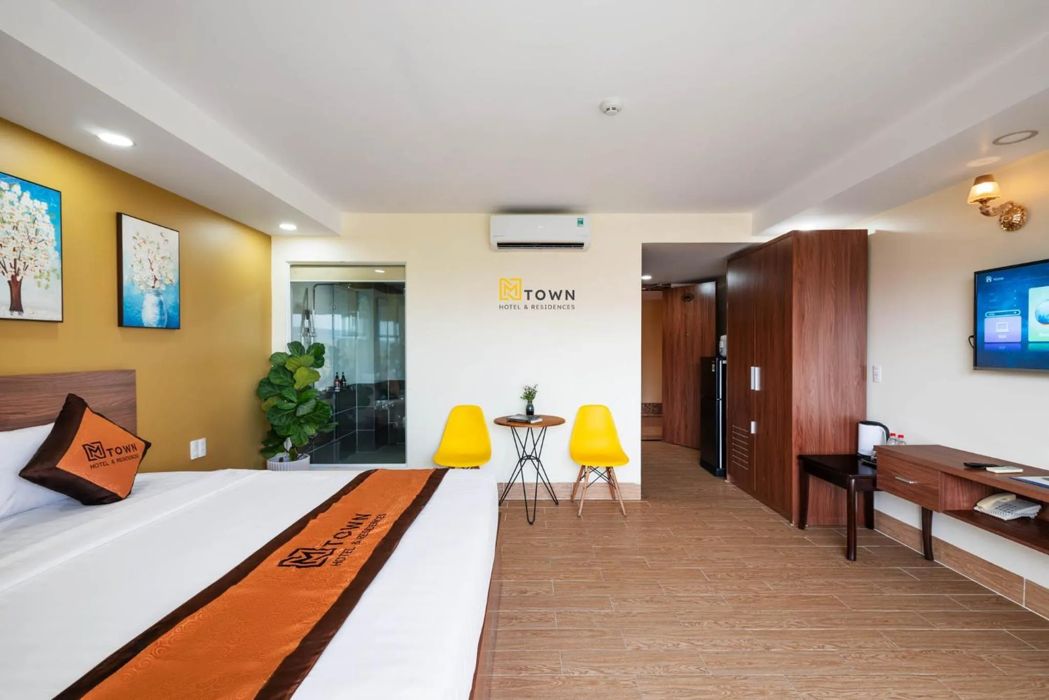 Bed in Luxy Park Hotel & Apartments - MTown