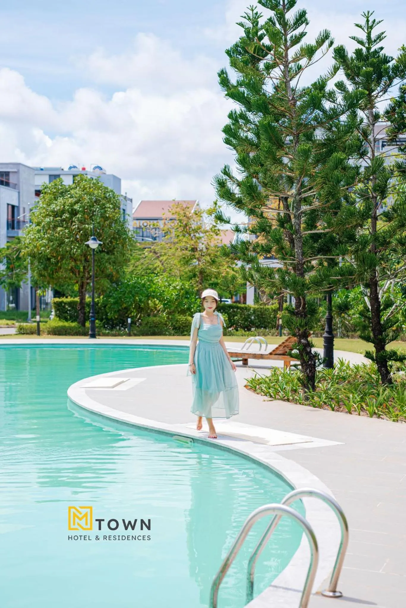 Swimming pool in Luxy Park Hotel & Apartments - MTown