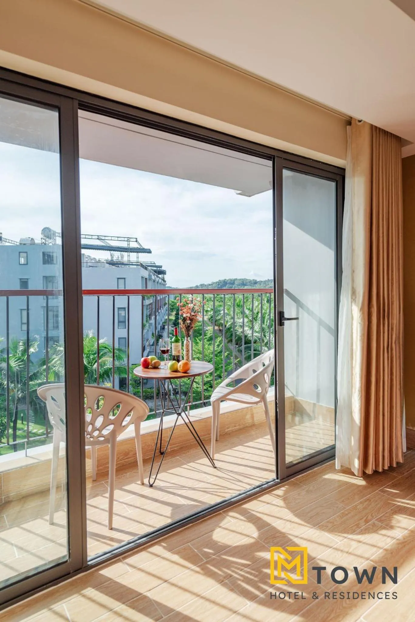 Patio in Luxy Park Hotel & Apartments - MTown