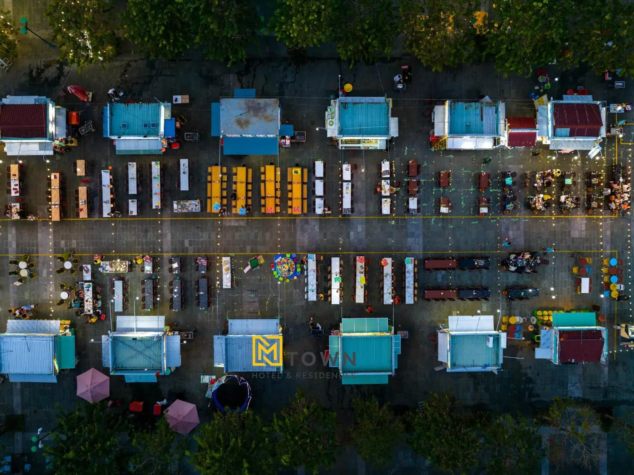 Property building in Luxy Park Hotel & Apartments - MTown Property building in Luxy Park Hotel & Apartments - MTown