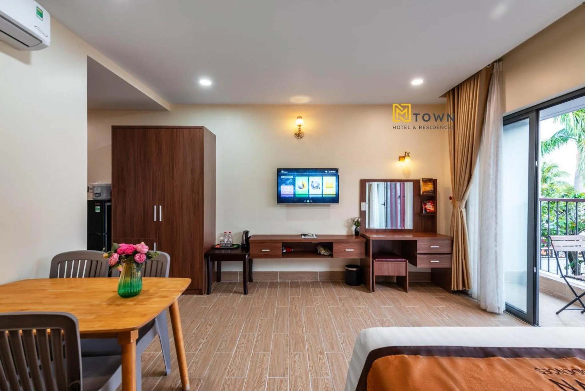 Bed in Luxy Park Hotel & Apartments - MTown
