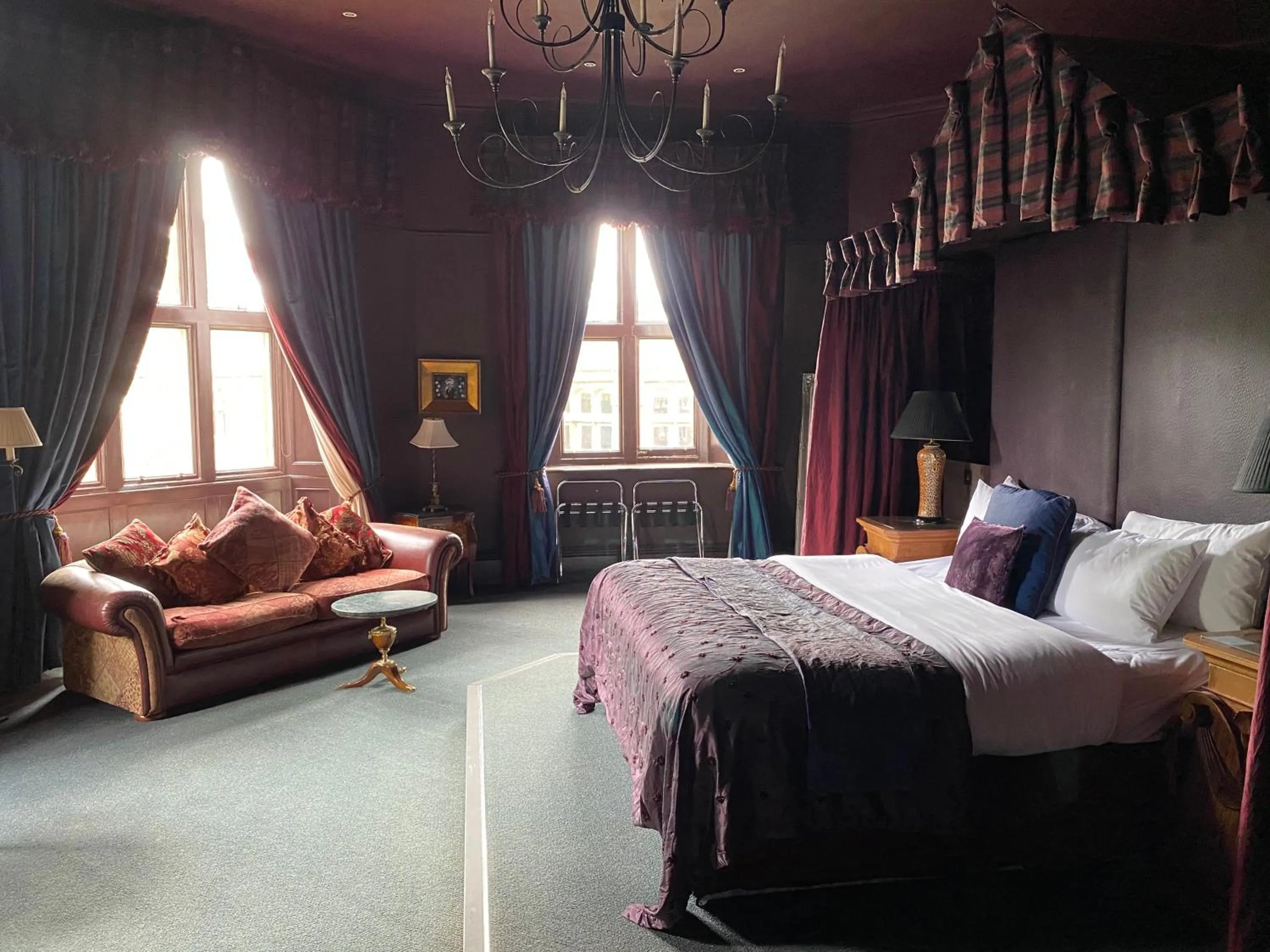 Bed in Ruthin Castle Hotel and Spa