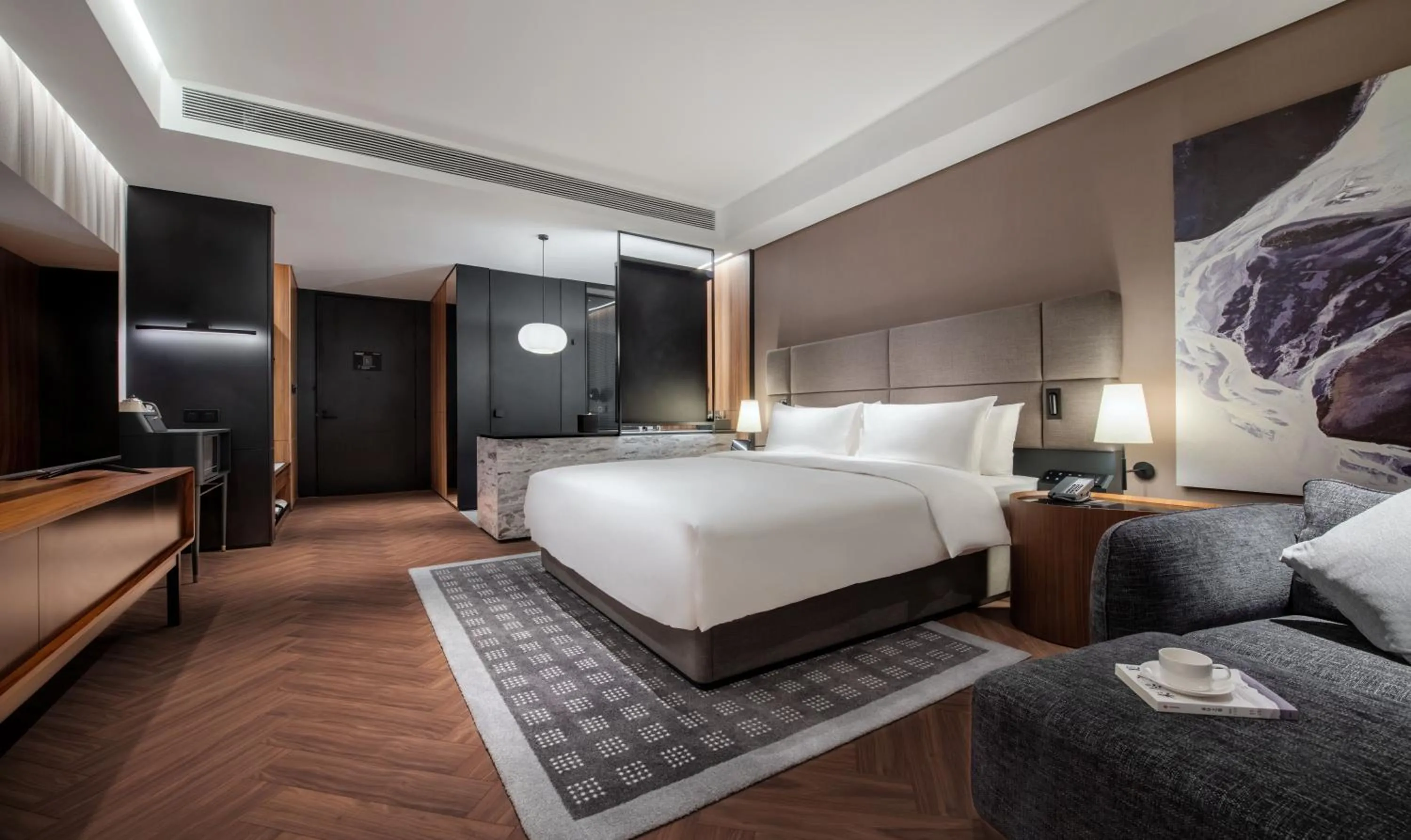 Photo of the whole room in Intercity Wuhan CADE Optics Valley