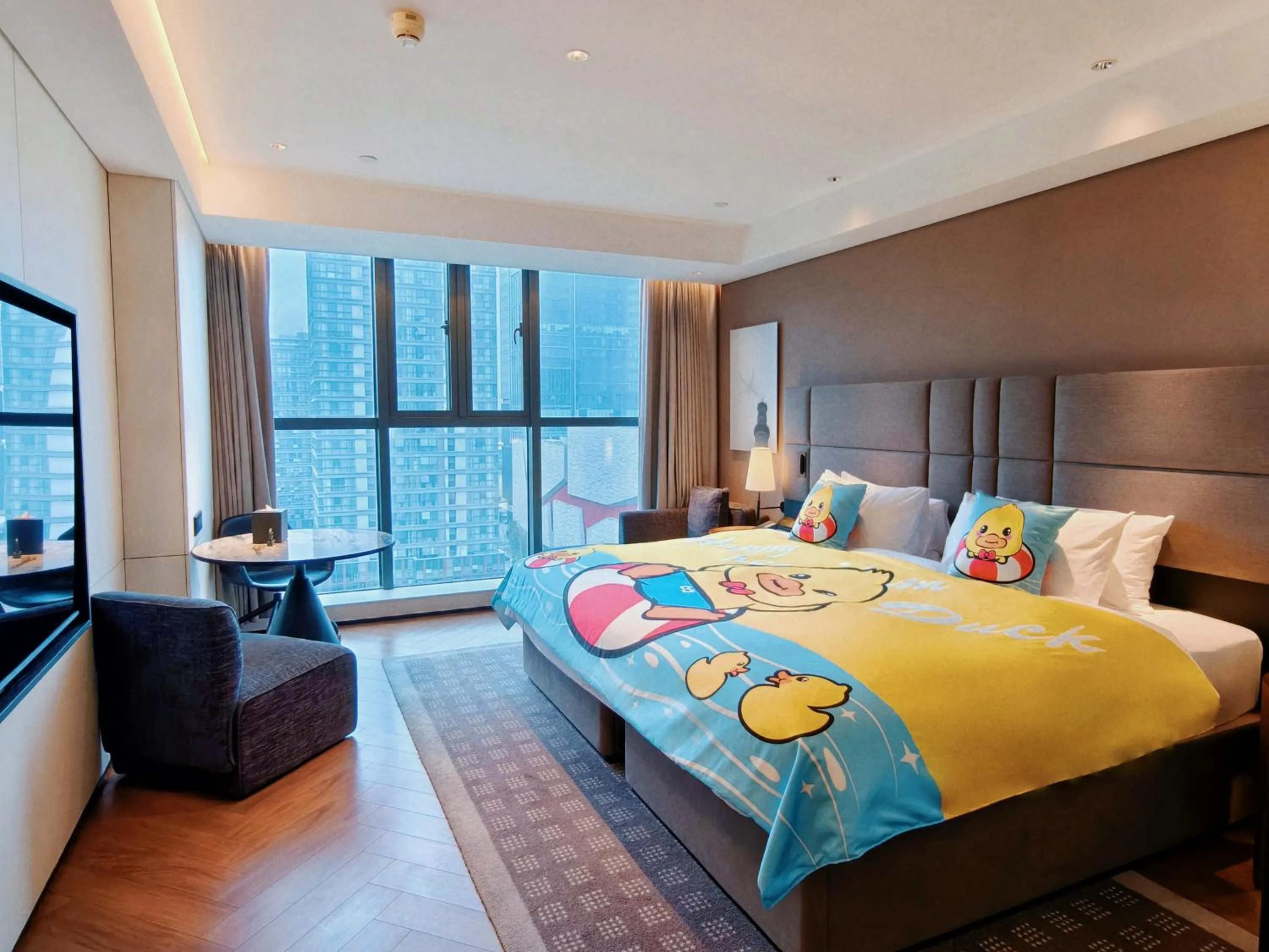 Photo of the whole room in Intercity Wuhan CADE Optics Valley