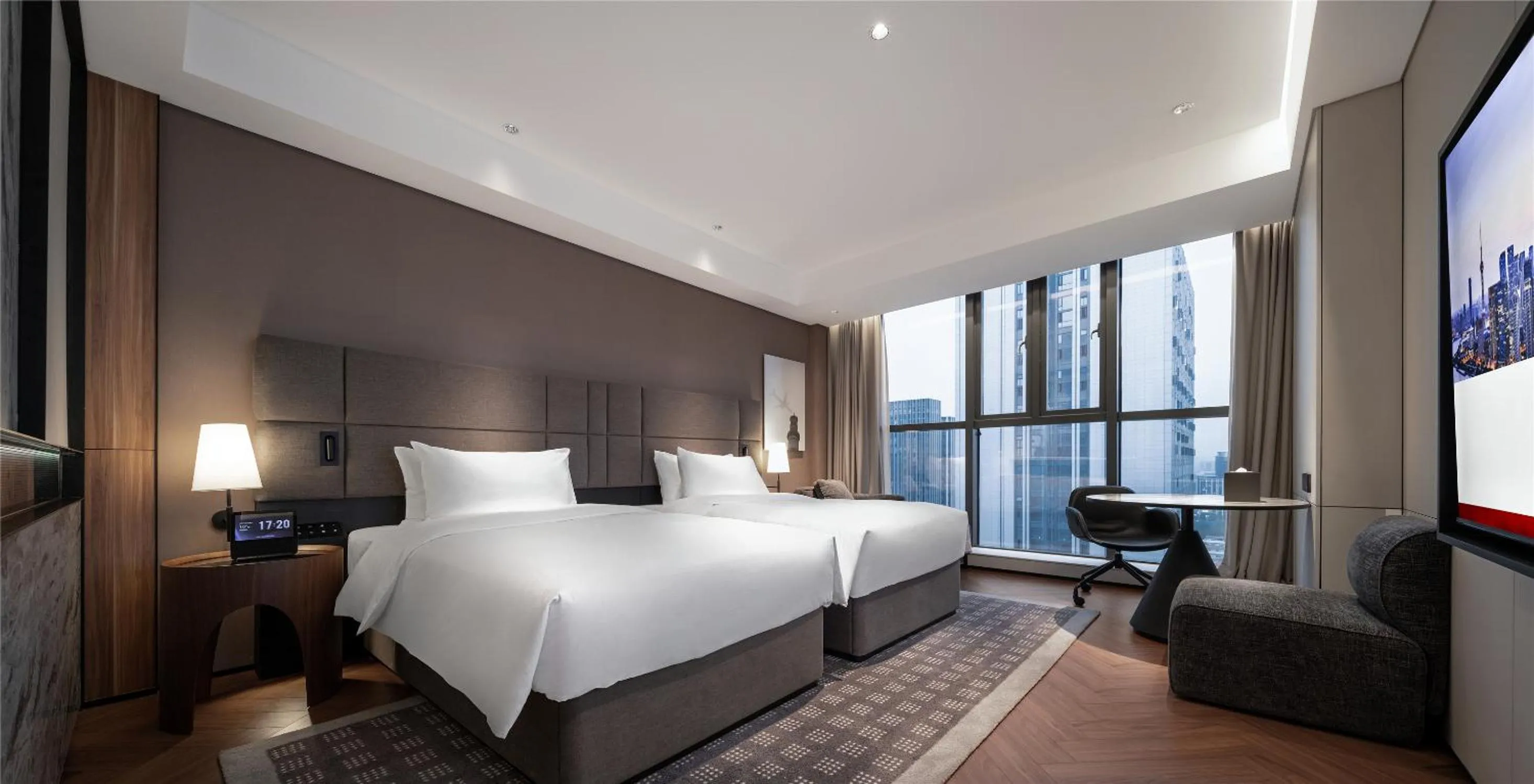 Photo of the whole room in Intercity Wuhan CADE Optics Valley