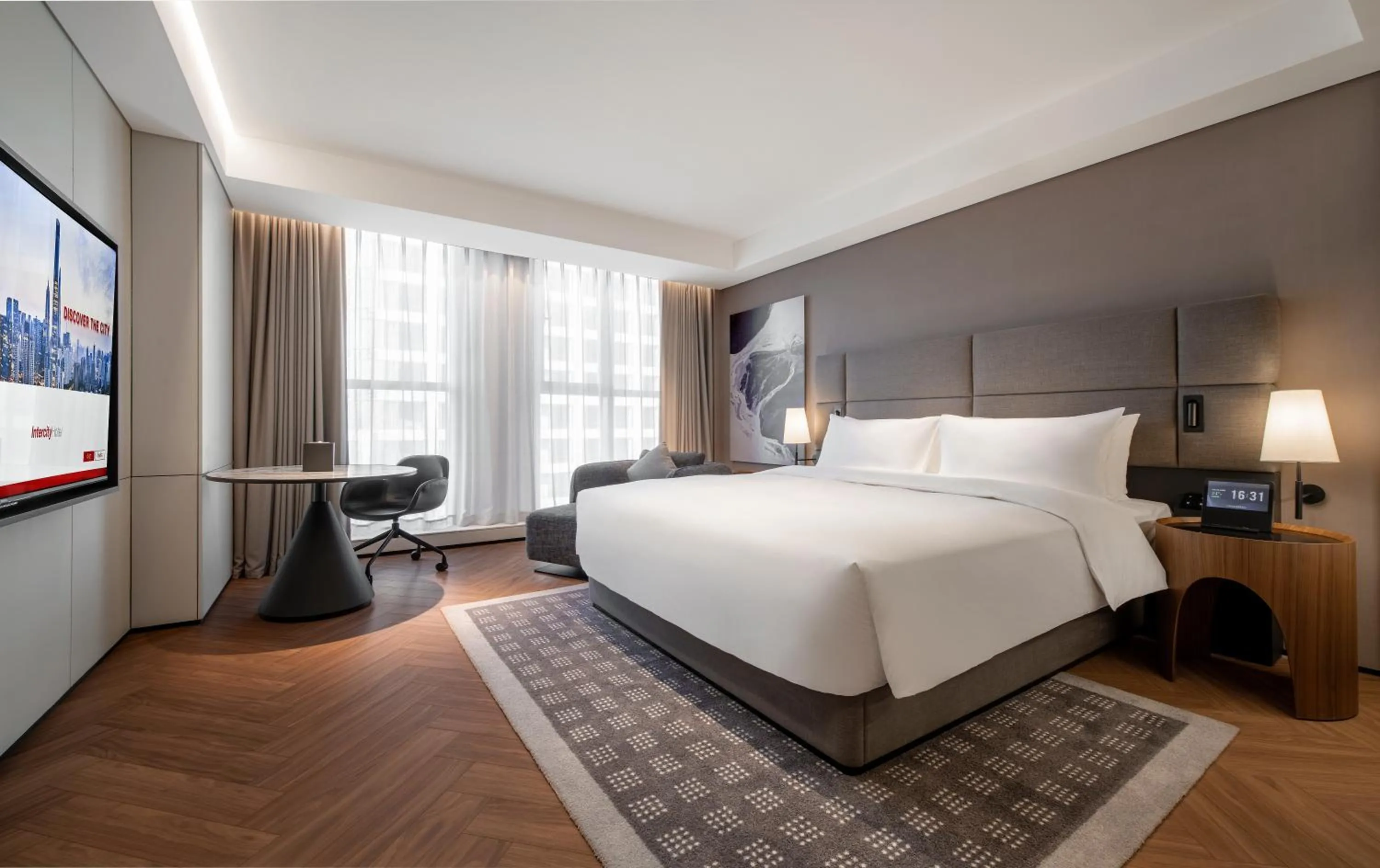 Photo of the whole room in Intercity Wuhan CADE Optics Valley