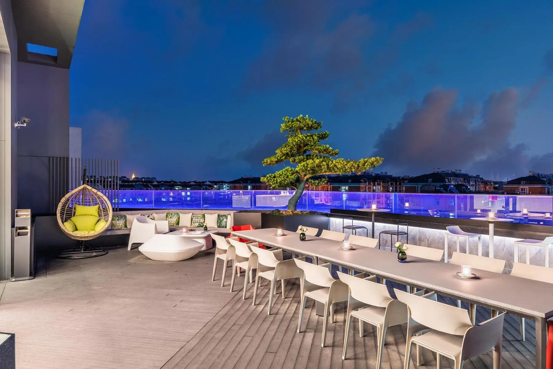 Balcony/Terrace in Intercity Yangzhou Slender West Lake