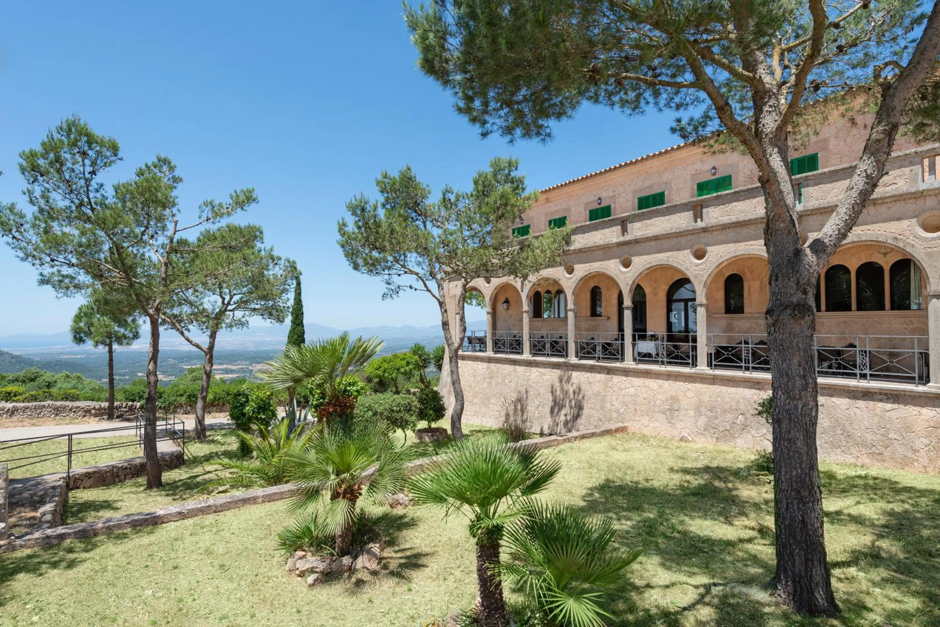 Garden in Santuari de Cura