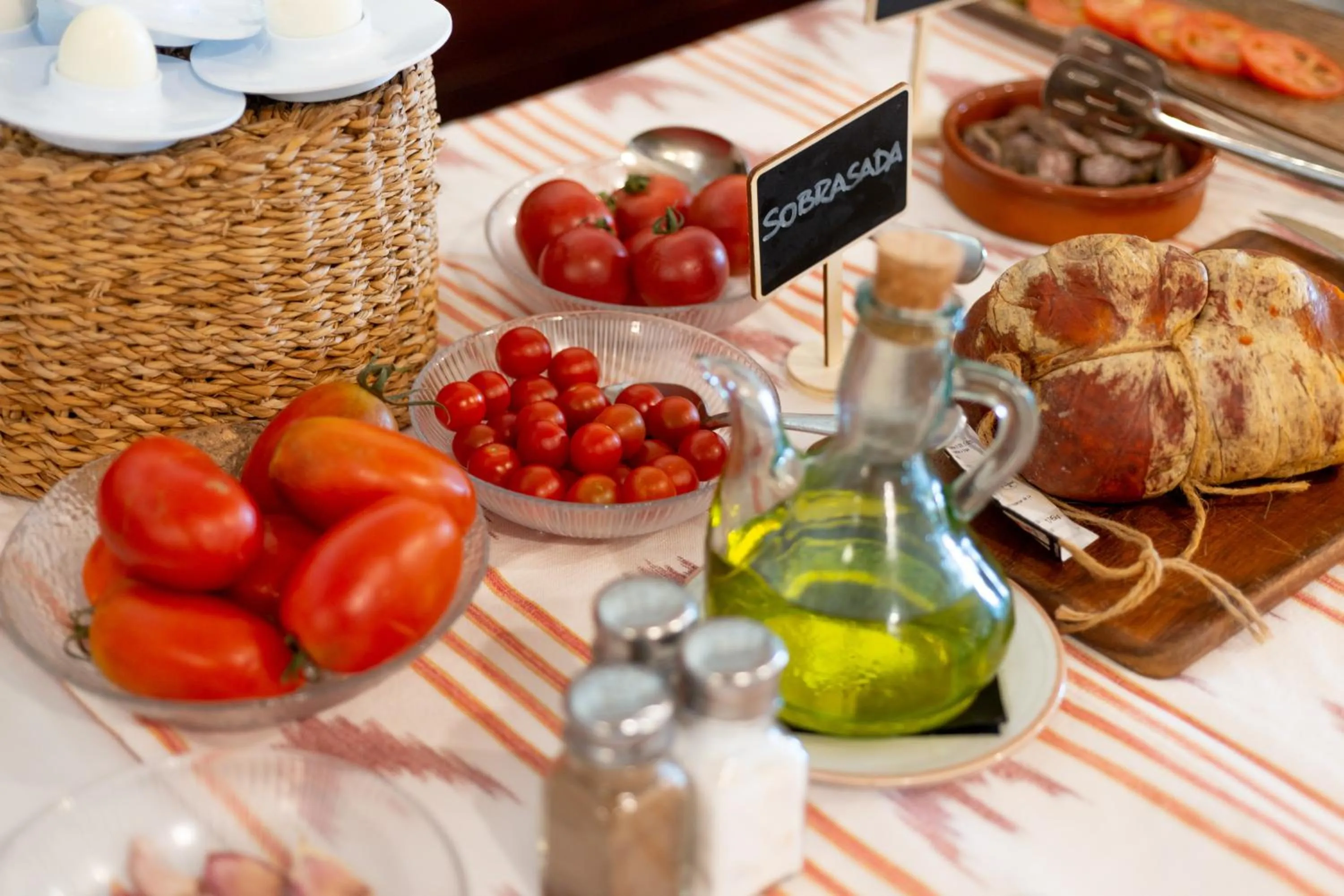 Breakfast in Santuari de Cura