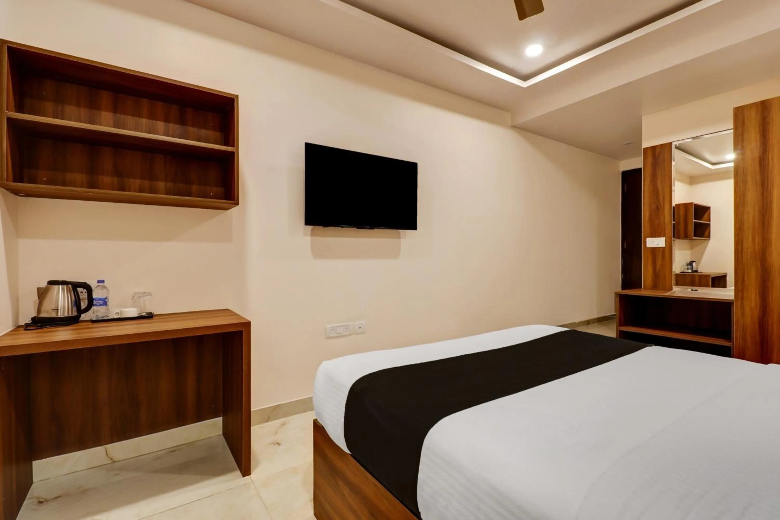 Bedroom, Bed in Super Townhouse Arekere Near Mithai Mahal