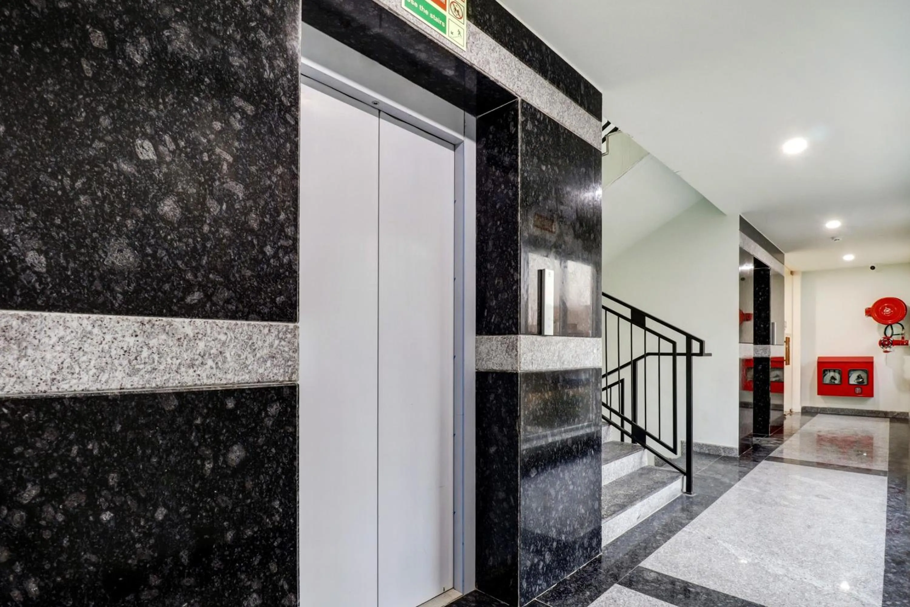 Lobby or reception in Super Townhouse Arekere Near Mithai Mahal