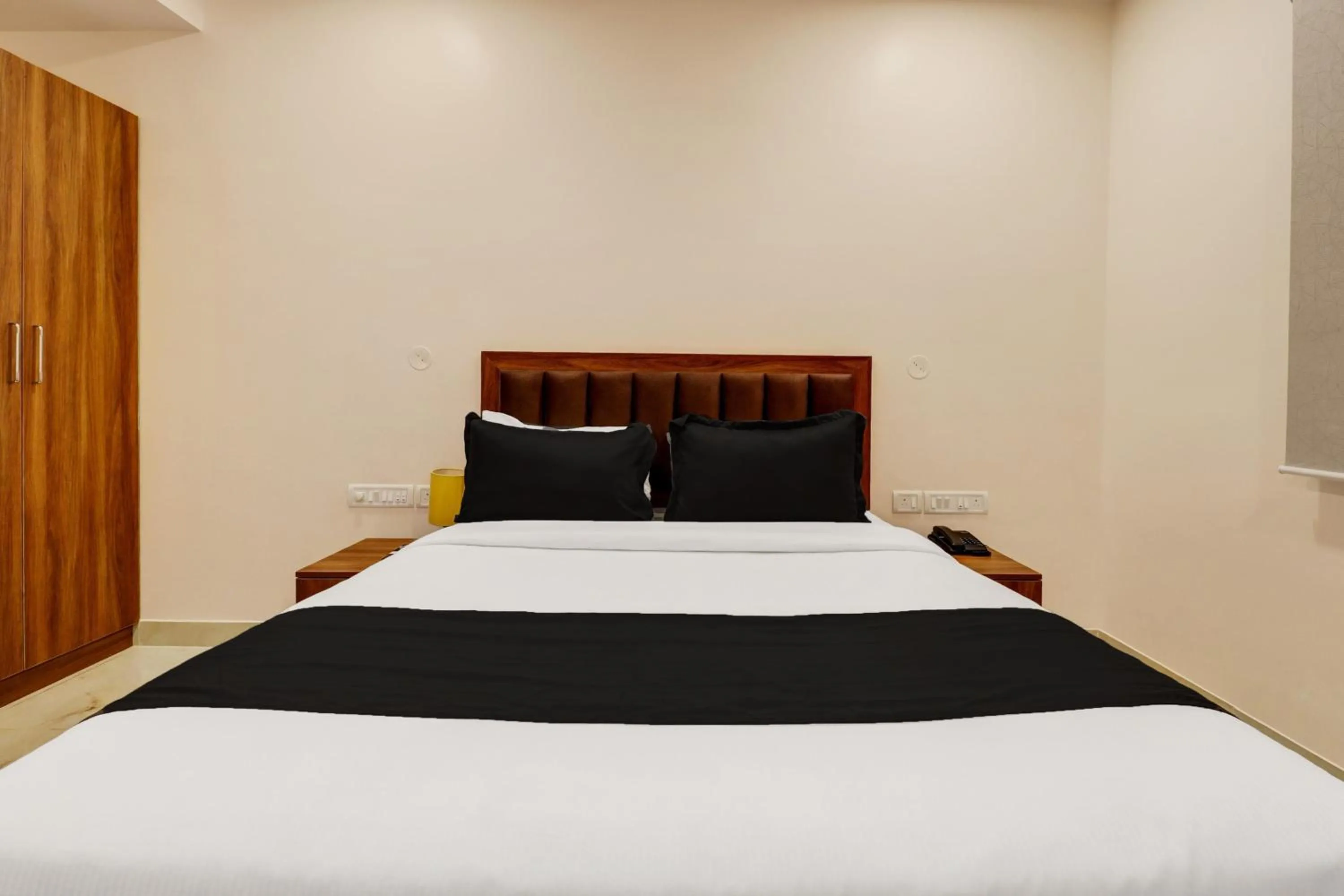 Bedroom, Bed in Super Townhouse Arekere Near Mithai Mahal