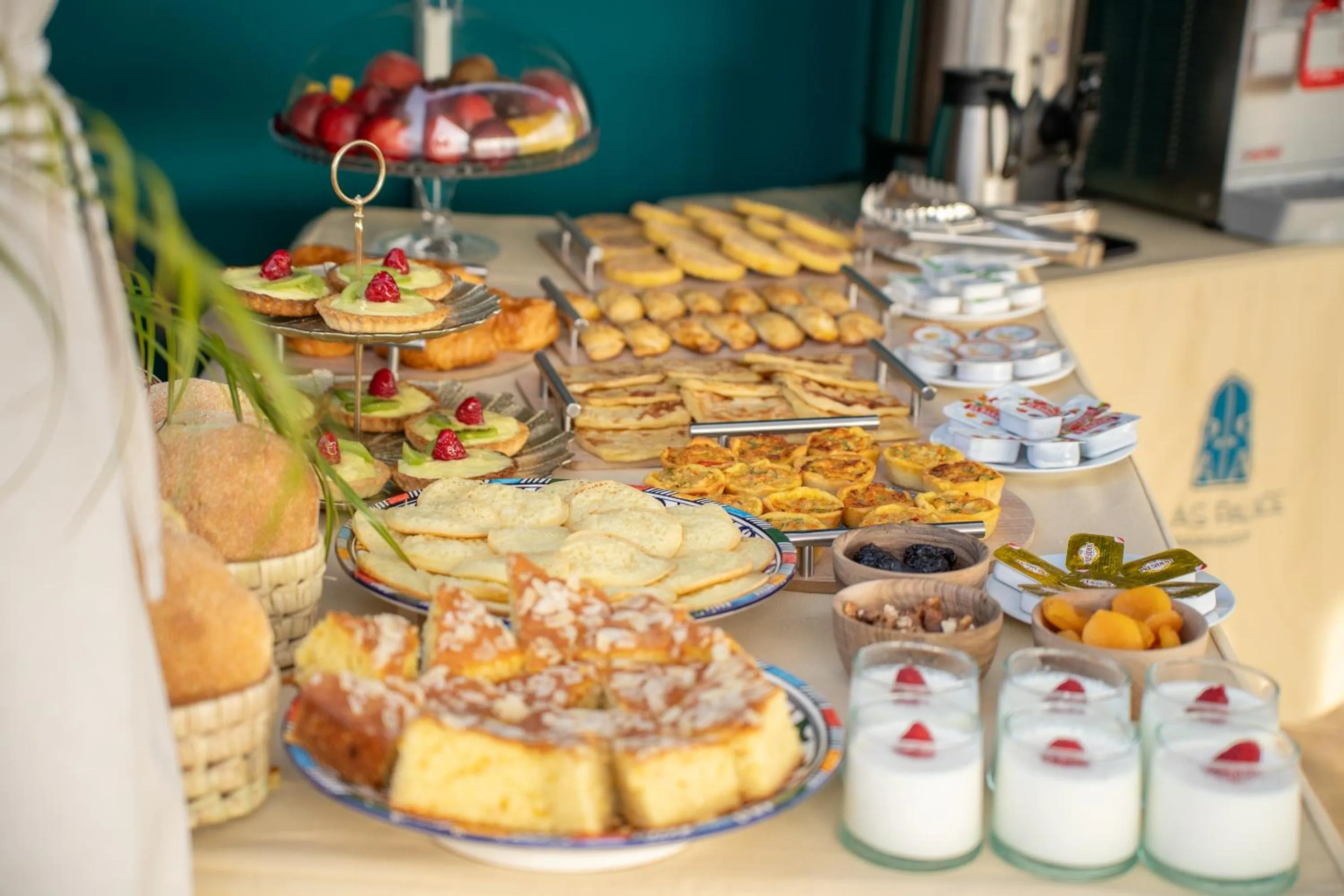 Buffet breakfast in Riad Atlas Palace & SPA