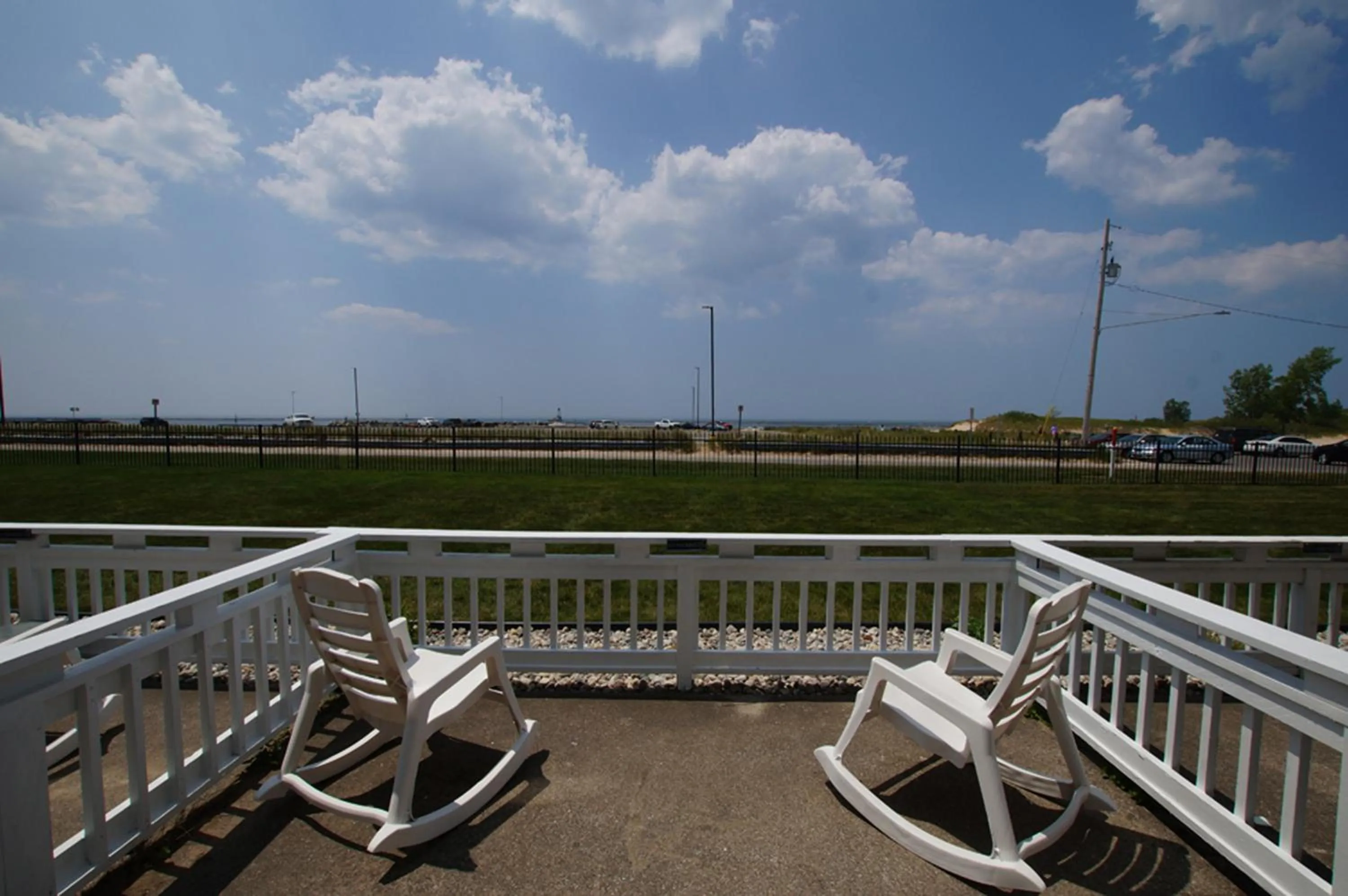 Patio in Snyders Shoreline Inn
