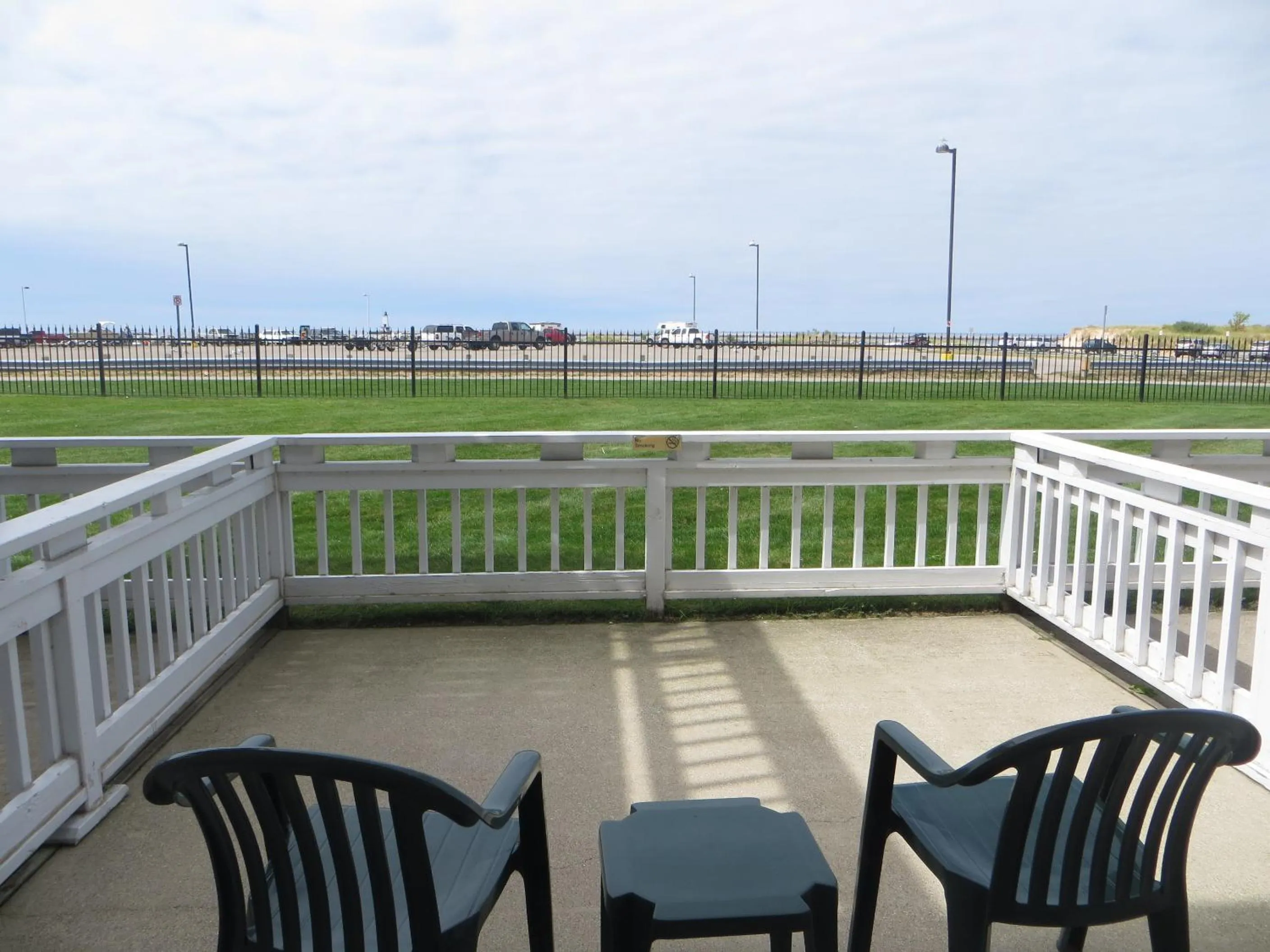 Patio in Snyders Shoreline Inn
