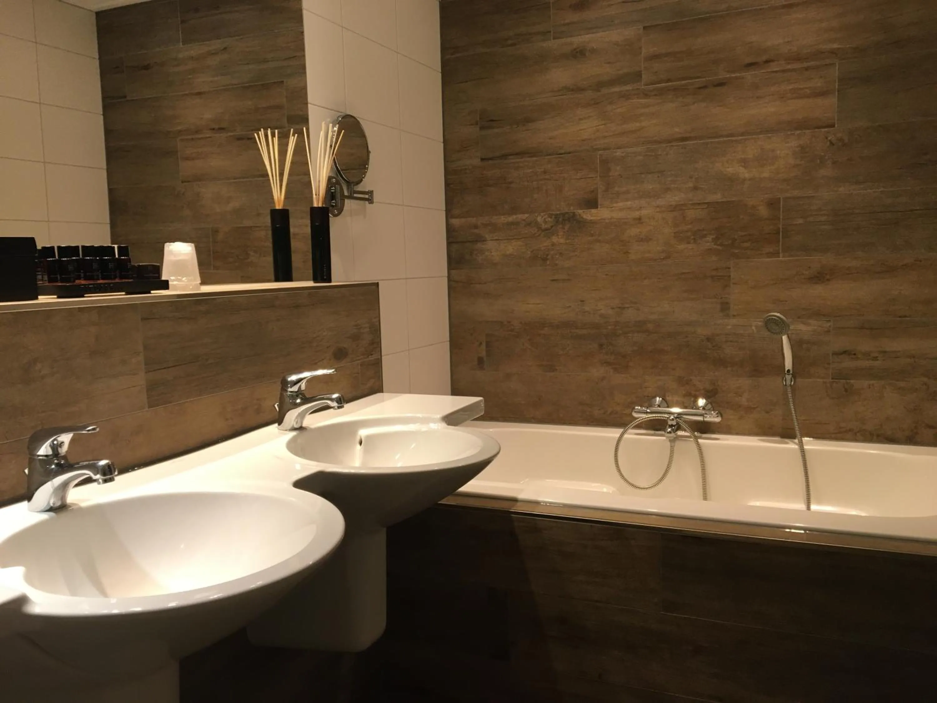 Bathroom in Restaurant & Hotel Hoog Holten